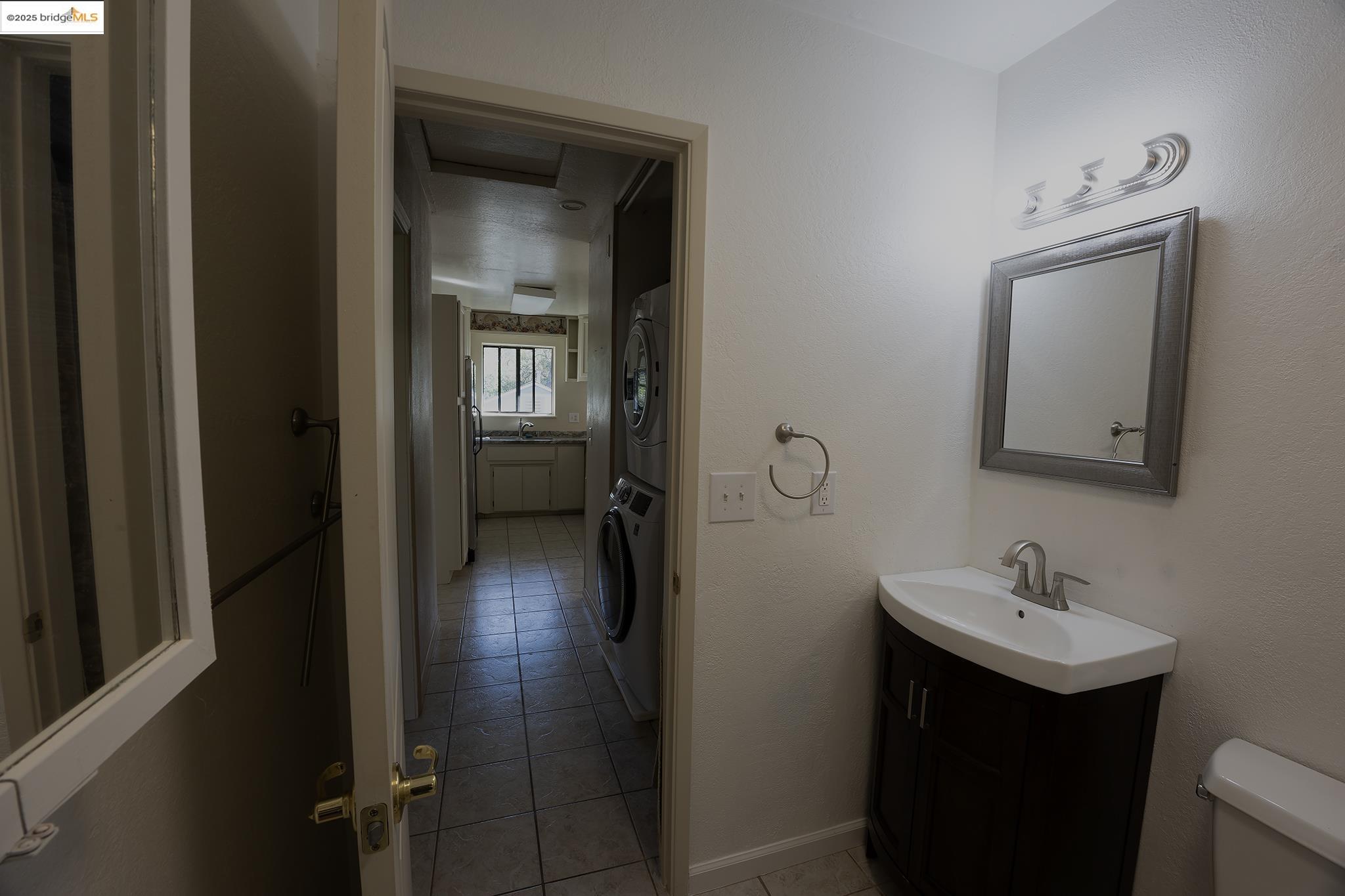 Detail Gallery Image 8 of 22 For 18670 Cedar, Tuolumne,  CA 95379-9542 - 3 Beds | 2 Baths