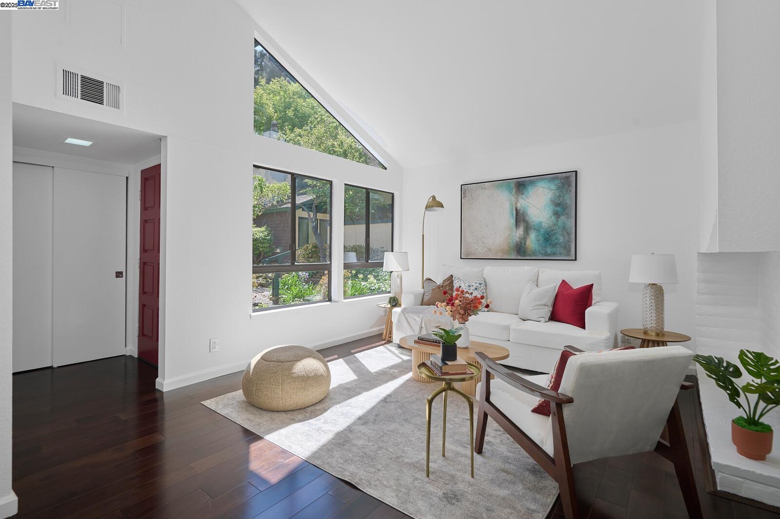 Photo #2: 41096485 Listing 