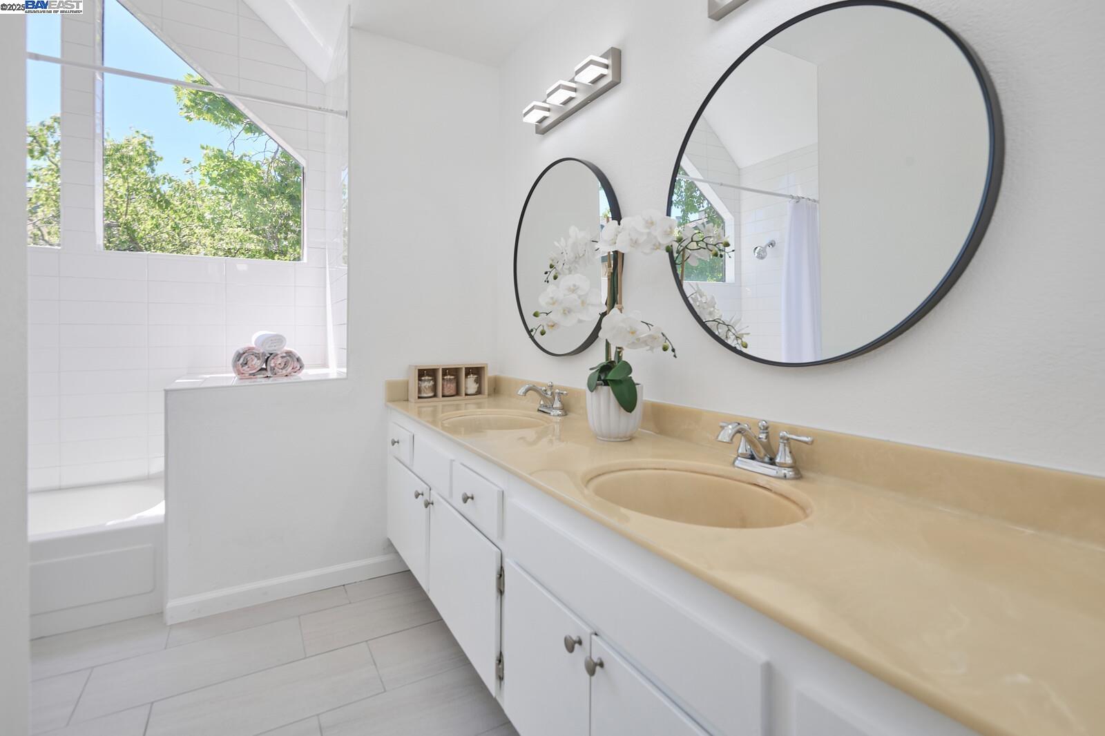 Photo #12: 41096485 Listing: Photo #12