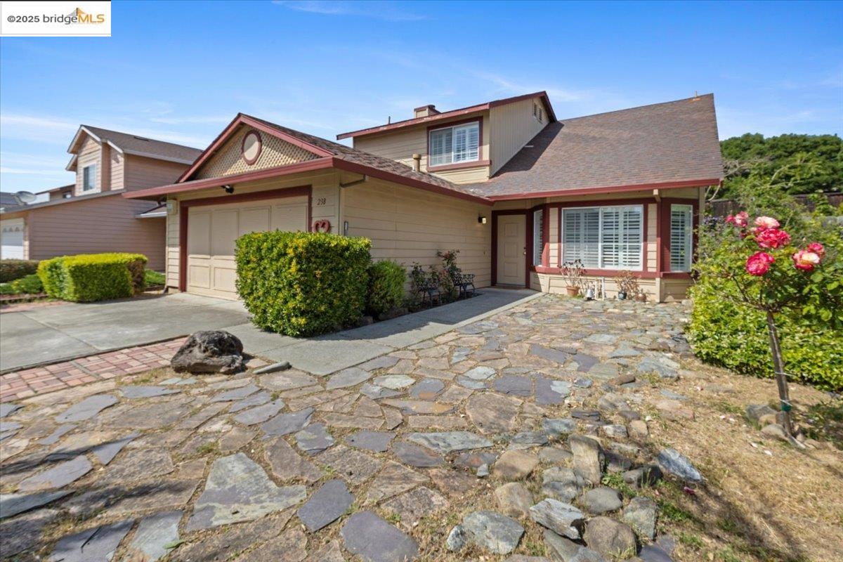 Detail Gallery Image 1 of 24 For 238 Genoa Court, Vallejo,  CA 94589 - 3 Beds | 2/1 Baths