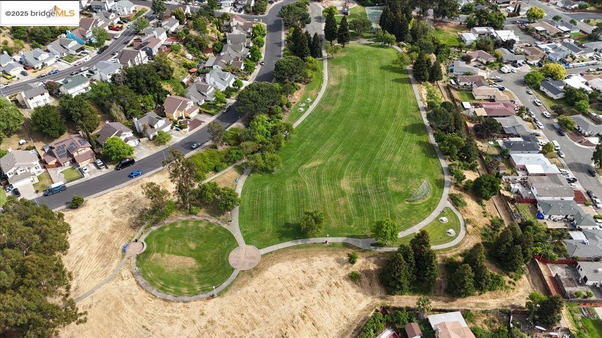Detail Gallery Image 21 of 24 For 238 Genoa Court, Vallejo,  CA 94589 - 3 Beds | 2/1 Baths