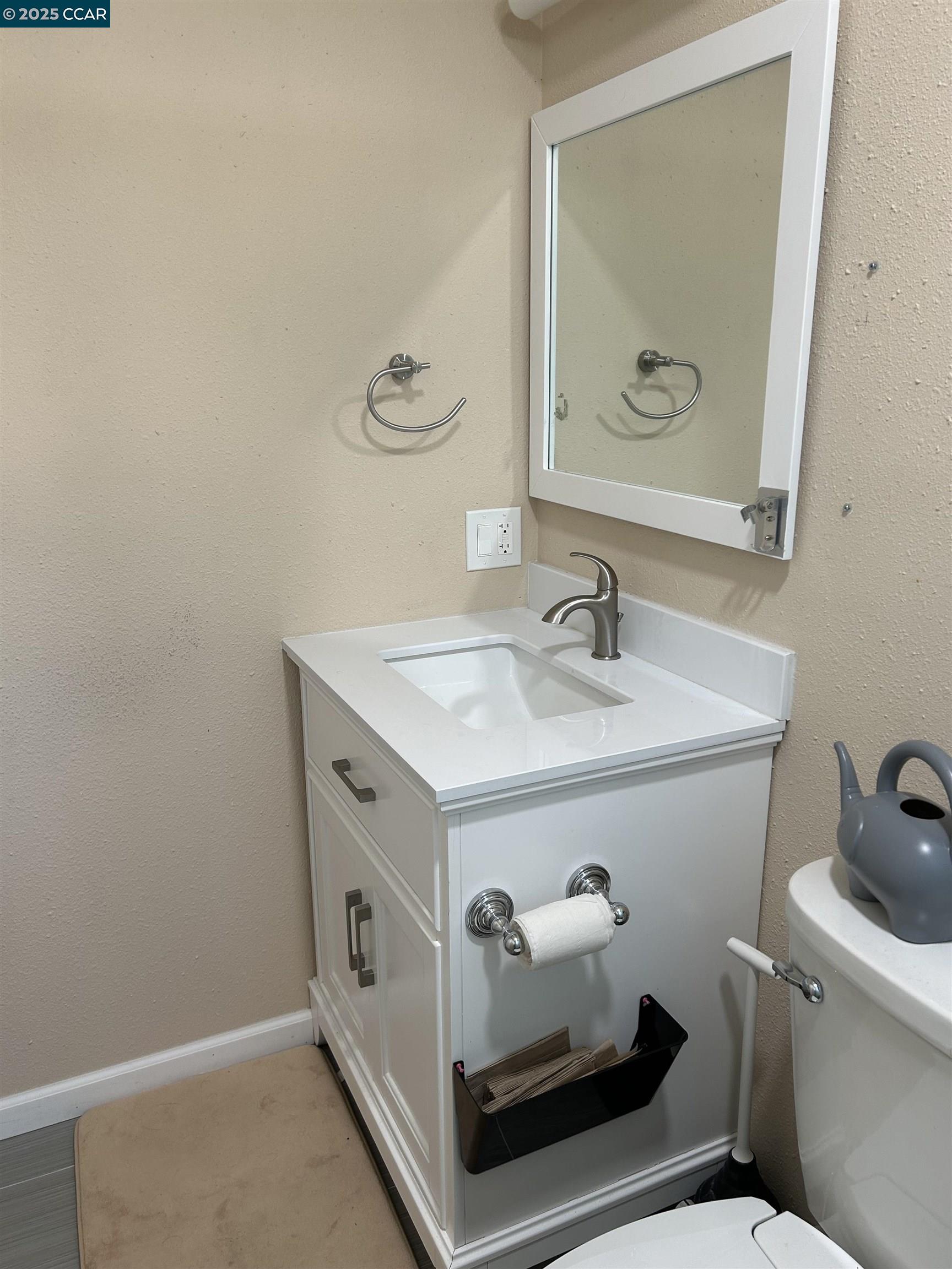 Detail Gallery Image 12 of 19 For 2035 2035 Seward Dr, Pittsburg,  CA 94565 - 3 Beds | 2 Baths