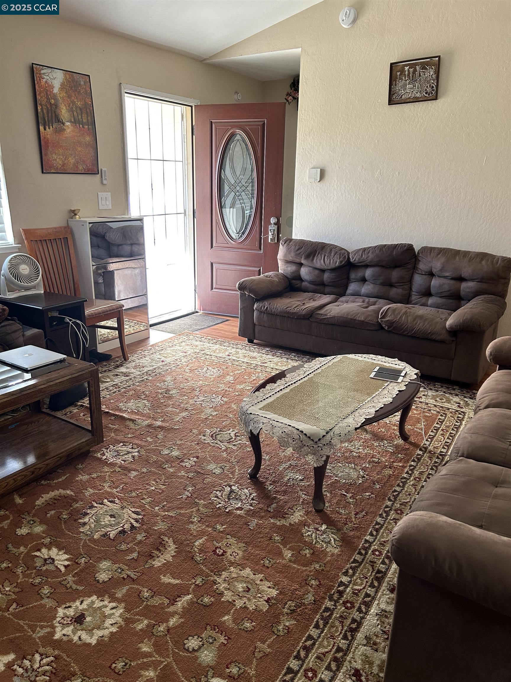 Detail Gallery Image 17 of 19 For 2035 2035 Seward Dr, Pittsburg,  CA 94565 - 3 Beds | 2 Baths