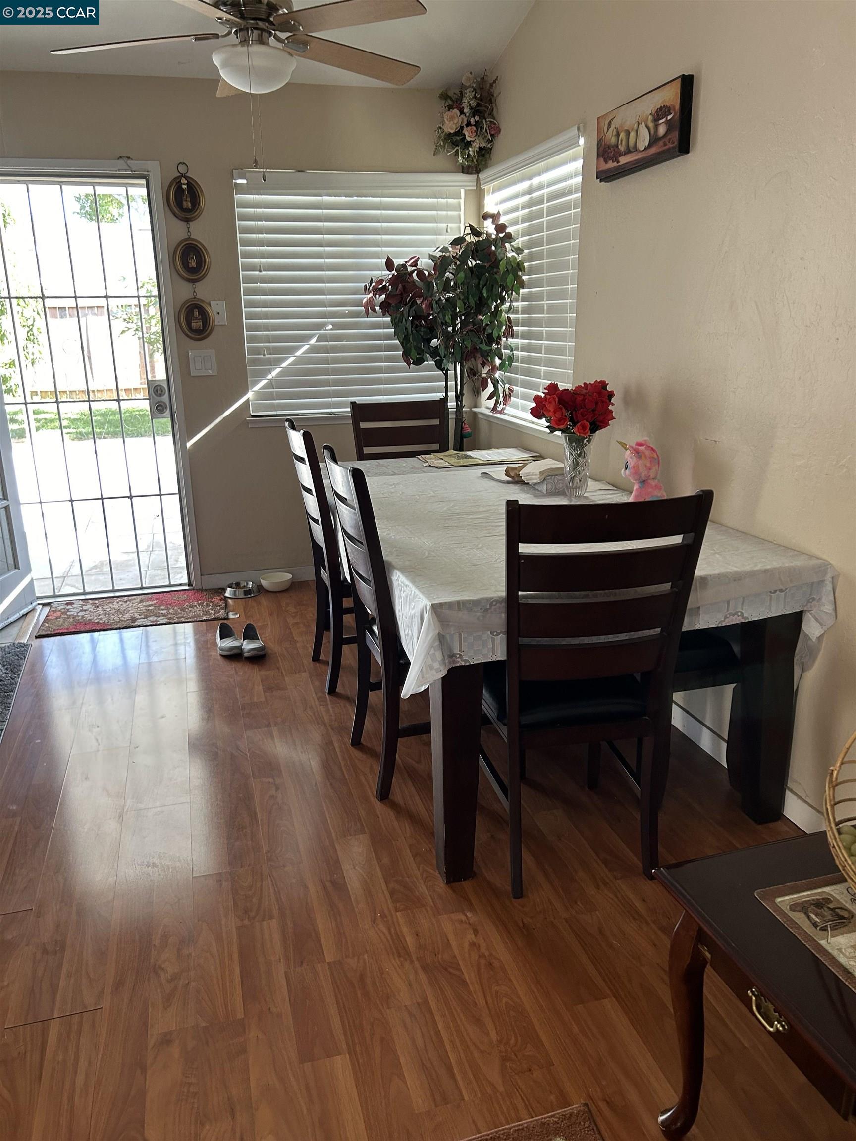 Detail Gallery Image 19 of 19 For 2035 2035 Seward Dr, Pittsburg,  CA 94565 - 3 Beds | 2 Baths