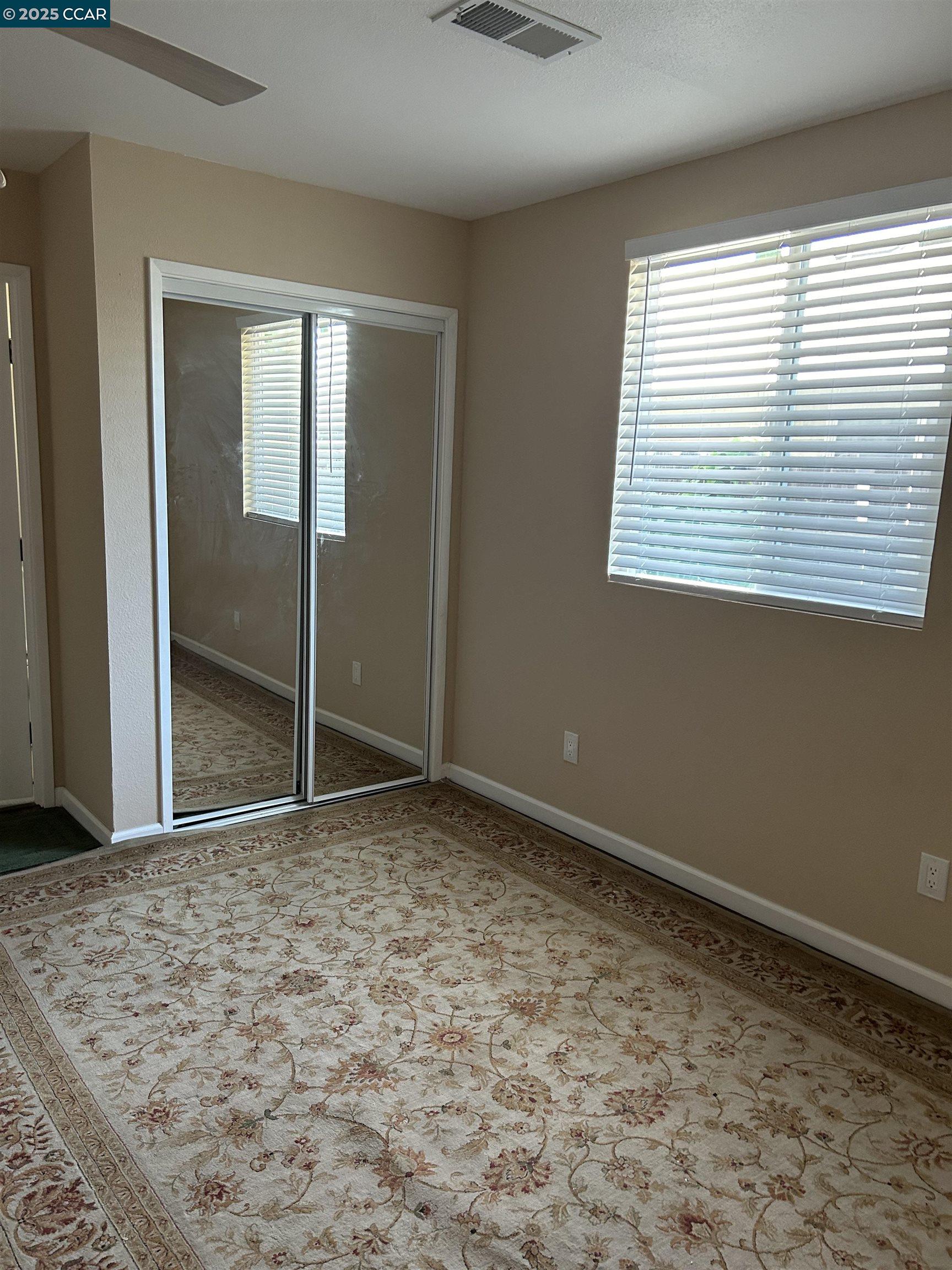 Detail Gallery Image 10 of 19 For 2035 2035 Seward Dr, Pittsburg,  CA 94565 - 3 Beds | 2 Baths