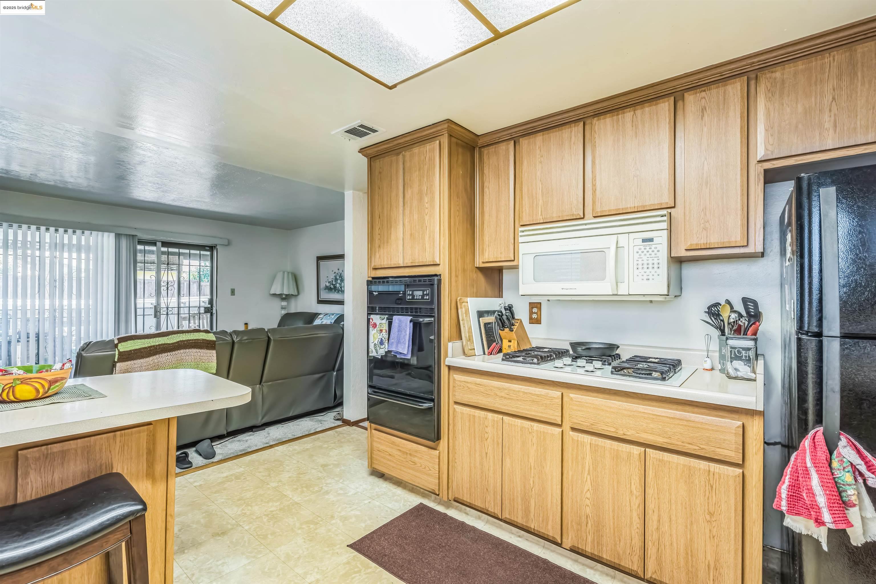 Detail Gallery Image 18 of 30 For 2117 Lopez Drive, Antioch,  CA 94509 - 4 Beds | 2 Baths