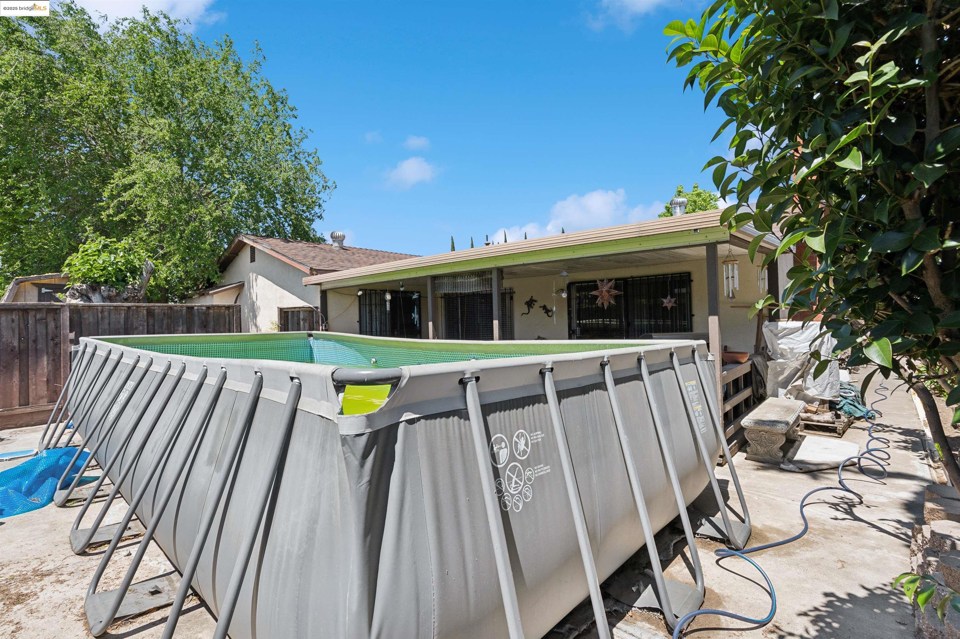Detail Gallery Image 3 of 30 For 2117 Lopez Drive, Antioch,  CA 94509 - 4 Beds | 2 Baths