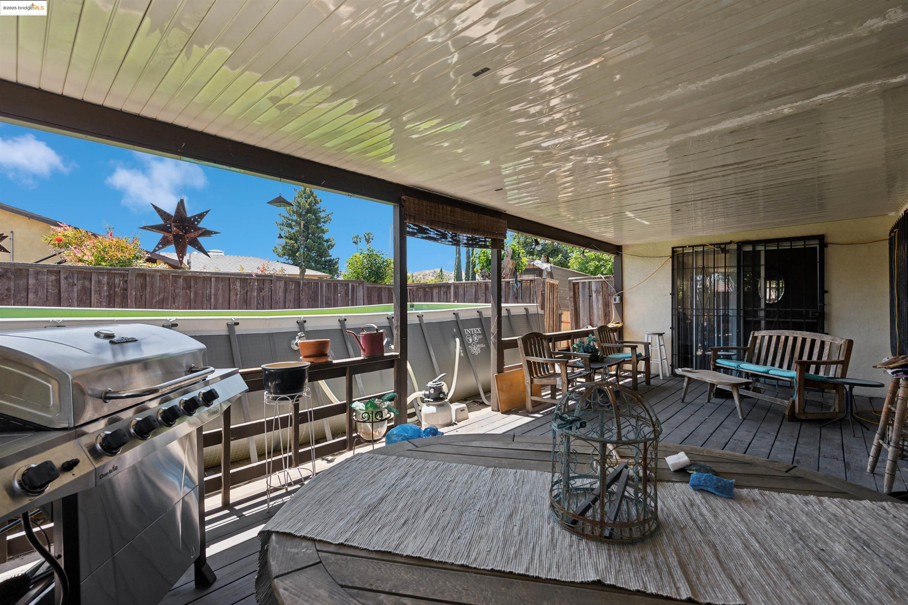 Detail Gallery Image 4 of 30 For 2117 Lopez Drive, Antioch,  CA 94509 - 4 Beds | 2 Baths