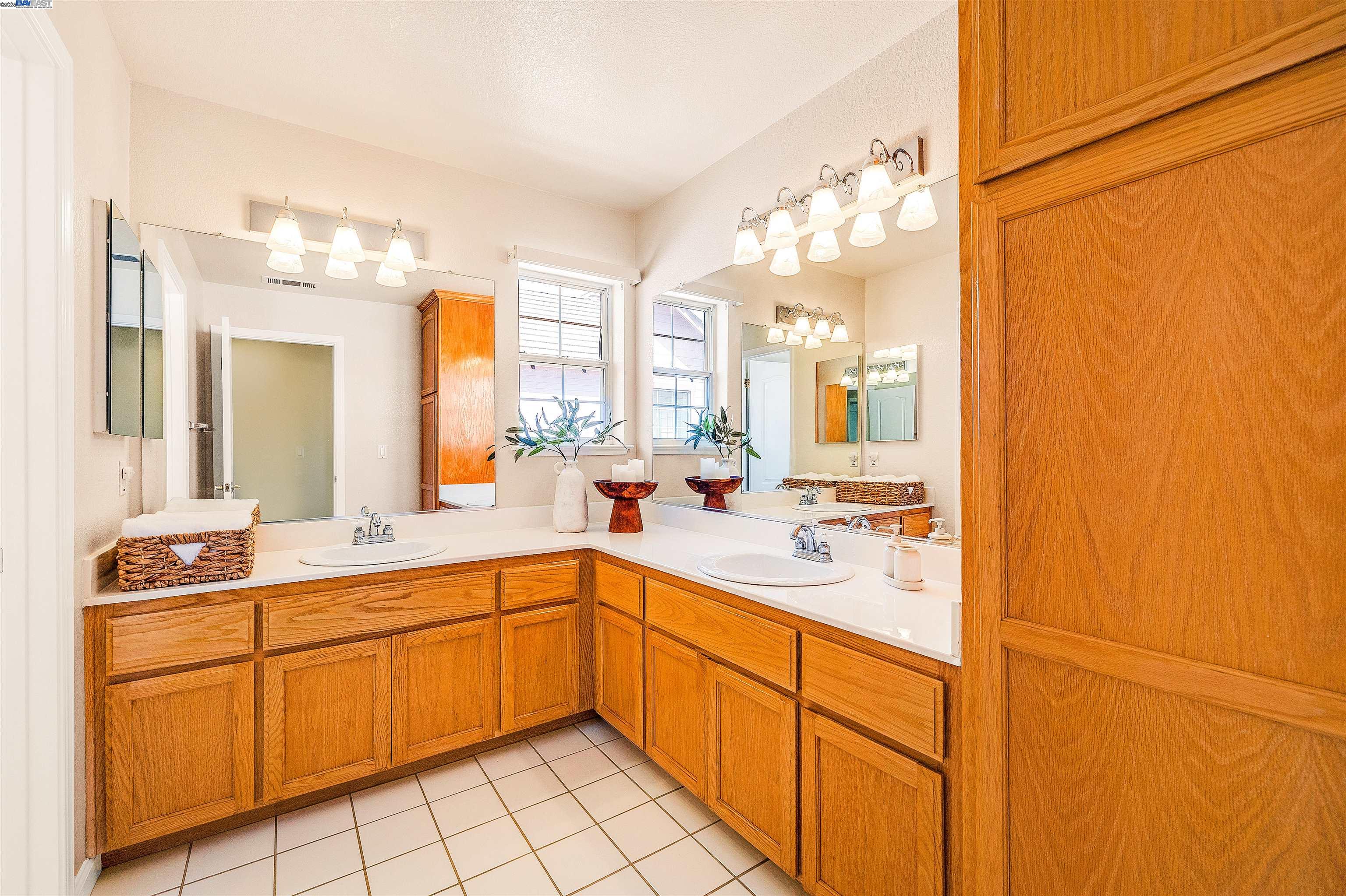 Detail Gallery Image 27 of 31 For 4301 Horner St, Union City,  CA 94587 - 5 Beds | 3 Baths