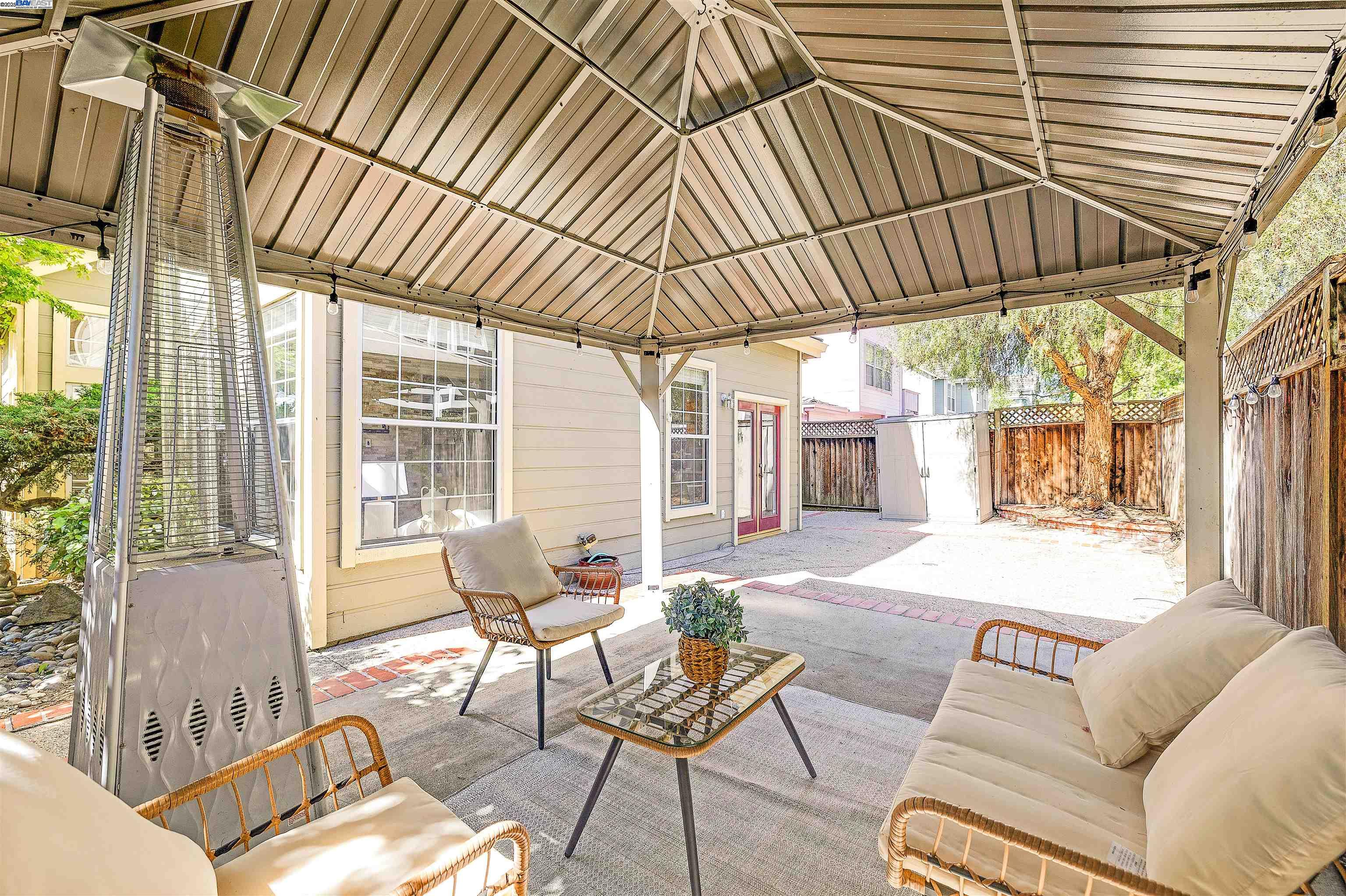 Detail Gallery Image 7 of 31 For 4301 Horner St, Union City,  CA 94587 - 5 Beds | 3 Baths