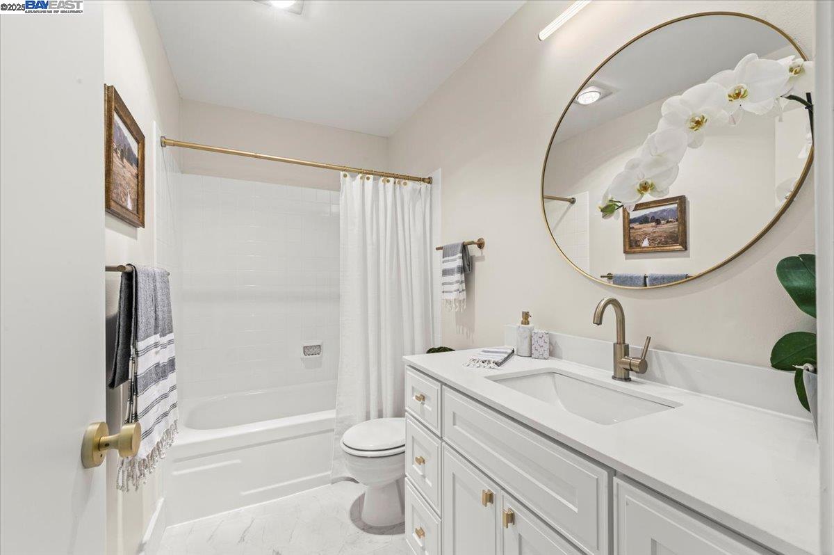 Detail Gallery Image 21 of 30 For 555 Jean St #626,  Oakland,  CA 94610 - 2 Beds | 2 Baths