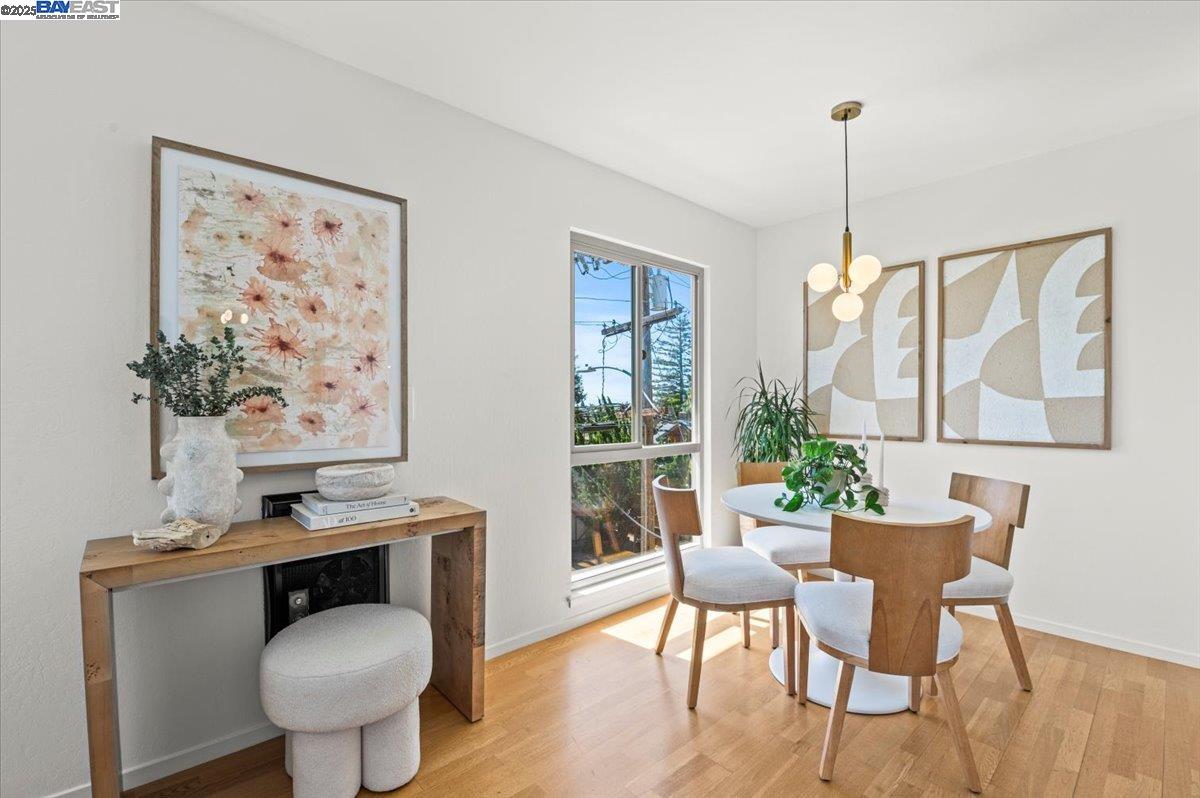 Detail Gallery Image 5 of 30 For 555 Jean St #626,  Oakland,  CA 94610 - 2 Beds | 2 Baths
