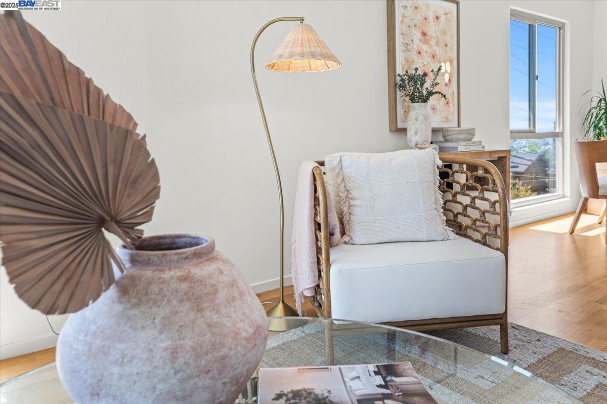 Detail Gallery Image 10 of 30 For 555 Jean St #626,  Oakland,  CA 94610 - 2 Beds | 2 Baths