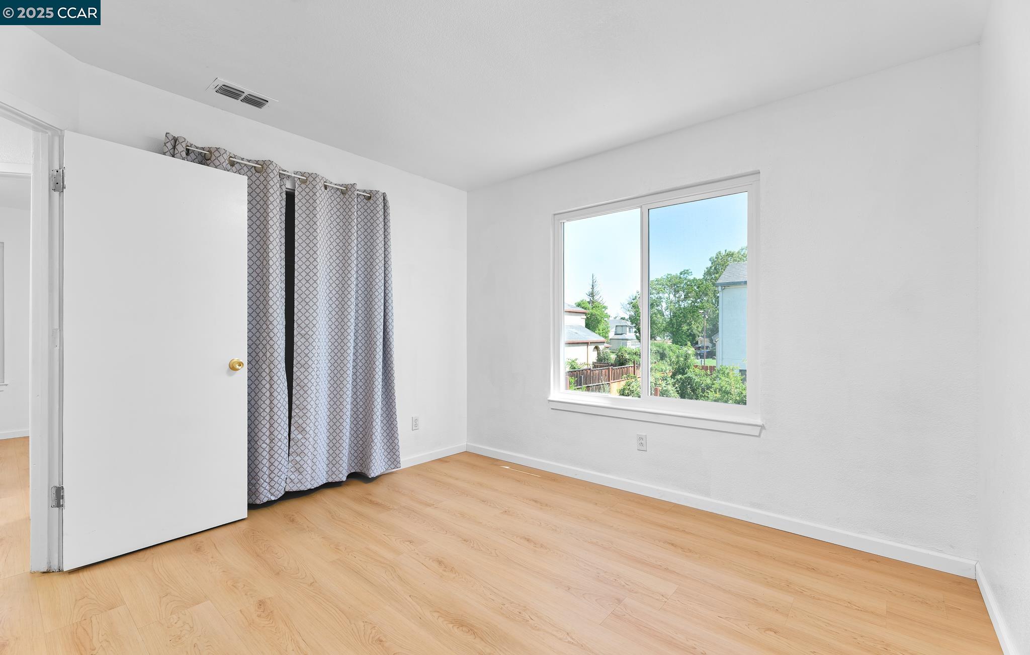 Detail Gallery Image 18 of 25 For 2119 Meadowlark Ln, Oakley,  CA 94561 - 3 Beds | 2/1 Baths