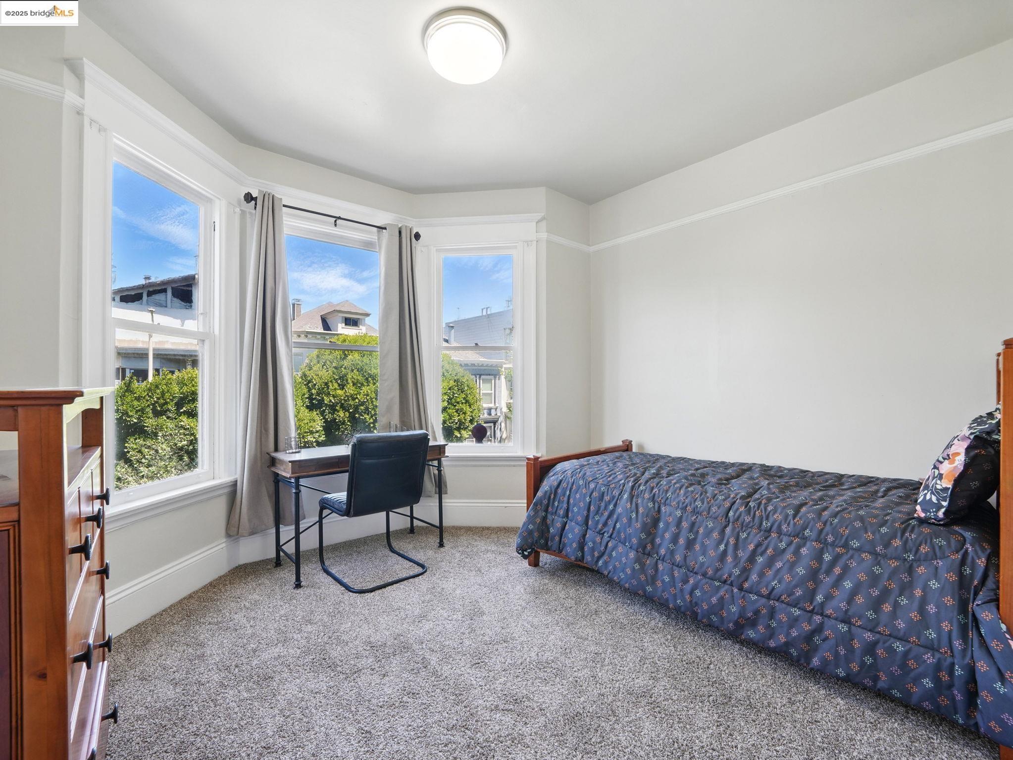 Detail Gallery Image 11 of 28 For 1465 Waller St., San Francisco,  CA 94117 - 3 Beds | 1 Baths