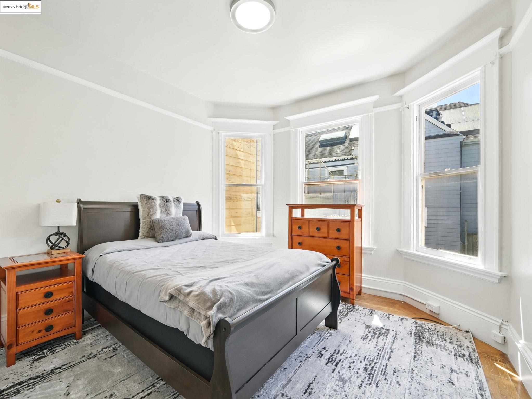 Detail Gallery Image 19 of 28 For 1465 Waller St., San Francisco,  CA 94117 - 3 Beds | 1 Baths