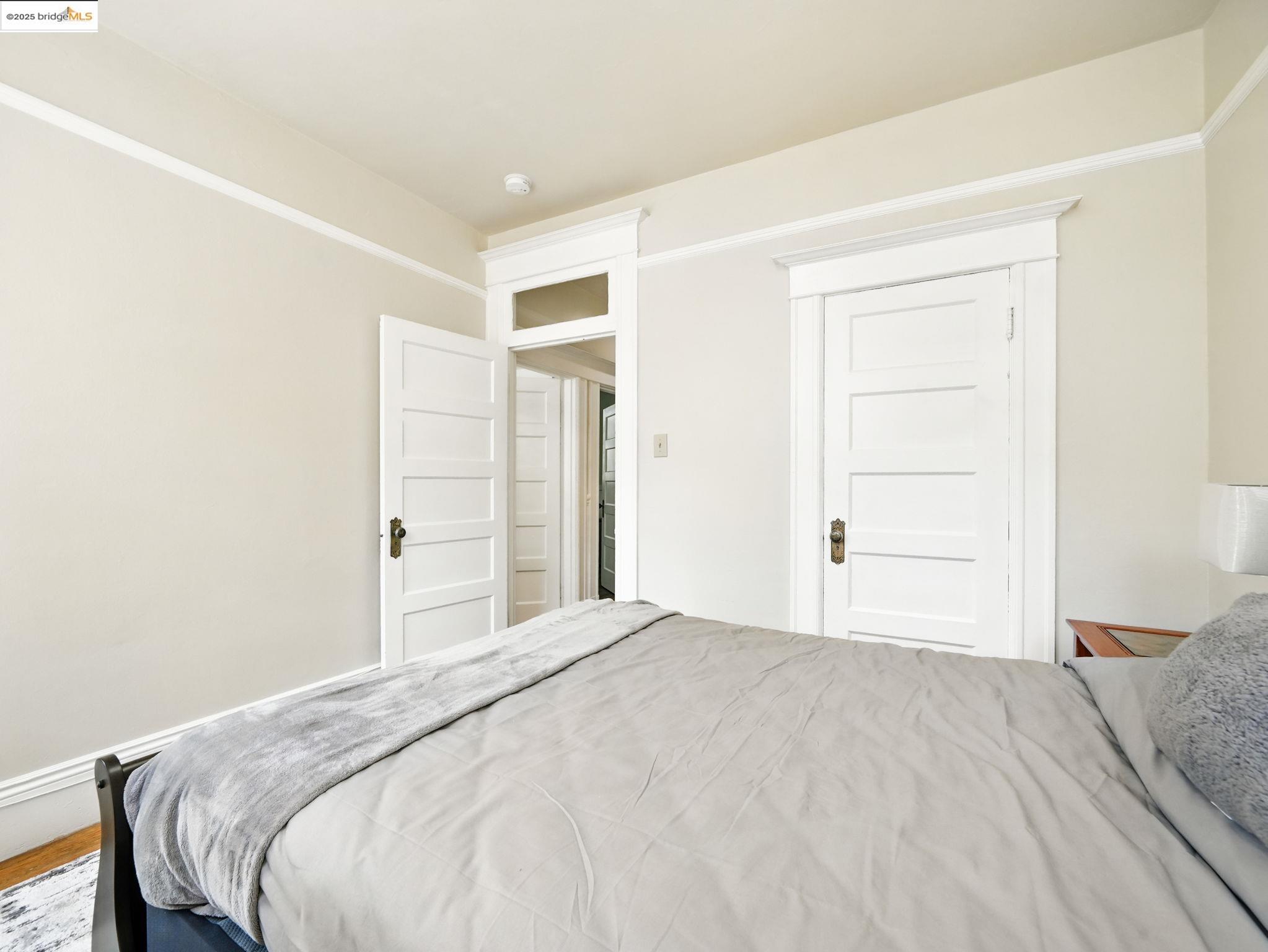 Detail Gallery Image 20 of 28 For 1465 Waller St., San Francisco,  CA 94117 - 3 Beds | 1 Baths