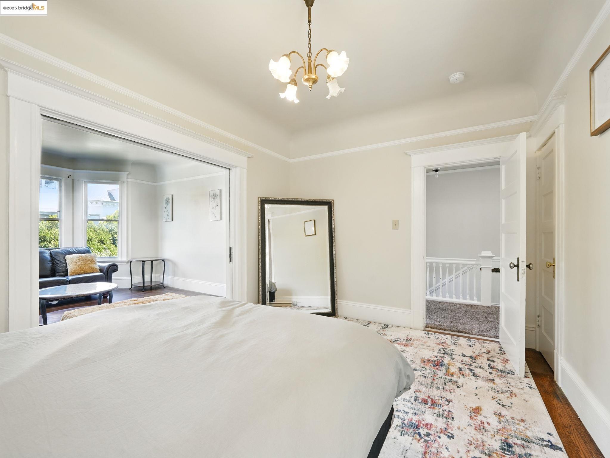 Detail Gallery Image 8 of 28 For 1465 Waller St., San Francisco,  CA 94117 - 3 Beds | 1 Baths