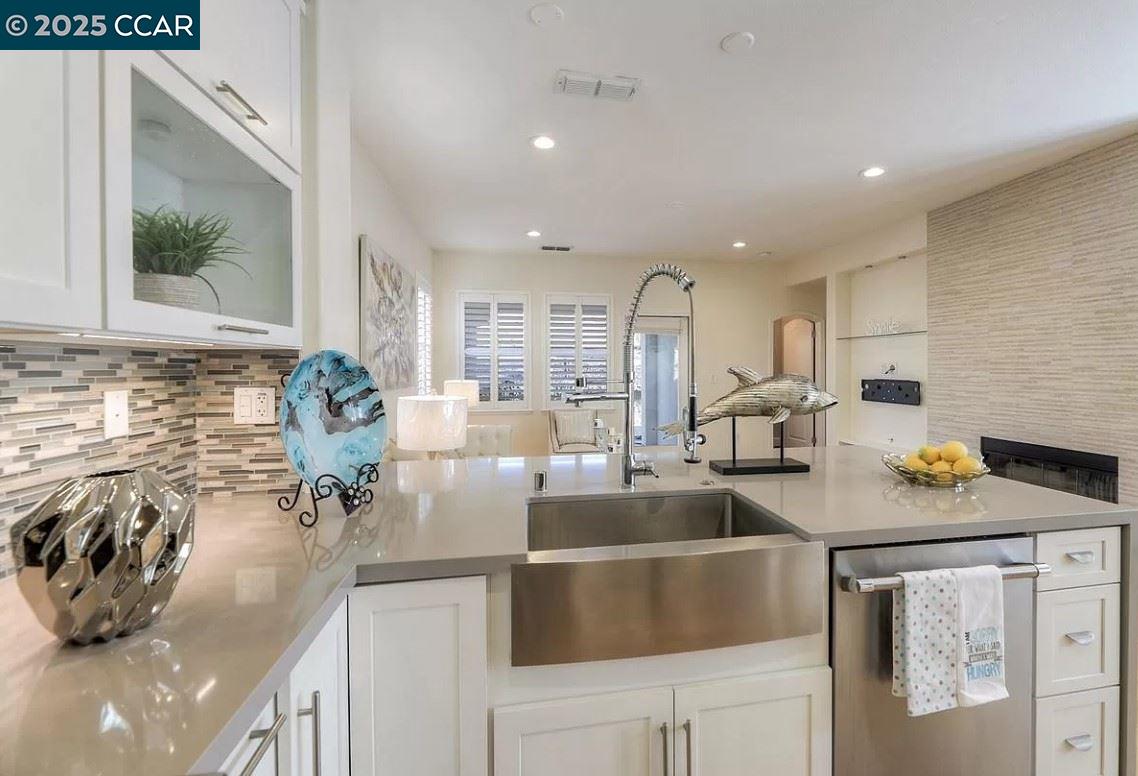 112 Center Ct, Danville, California 94506, 4 Bedrooms Bedrooms, 9 Rooms Rooms,2 BathroomsBathrooms,Residential Lease,For Rent,112 Center Ct,41096511