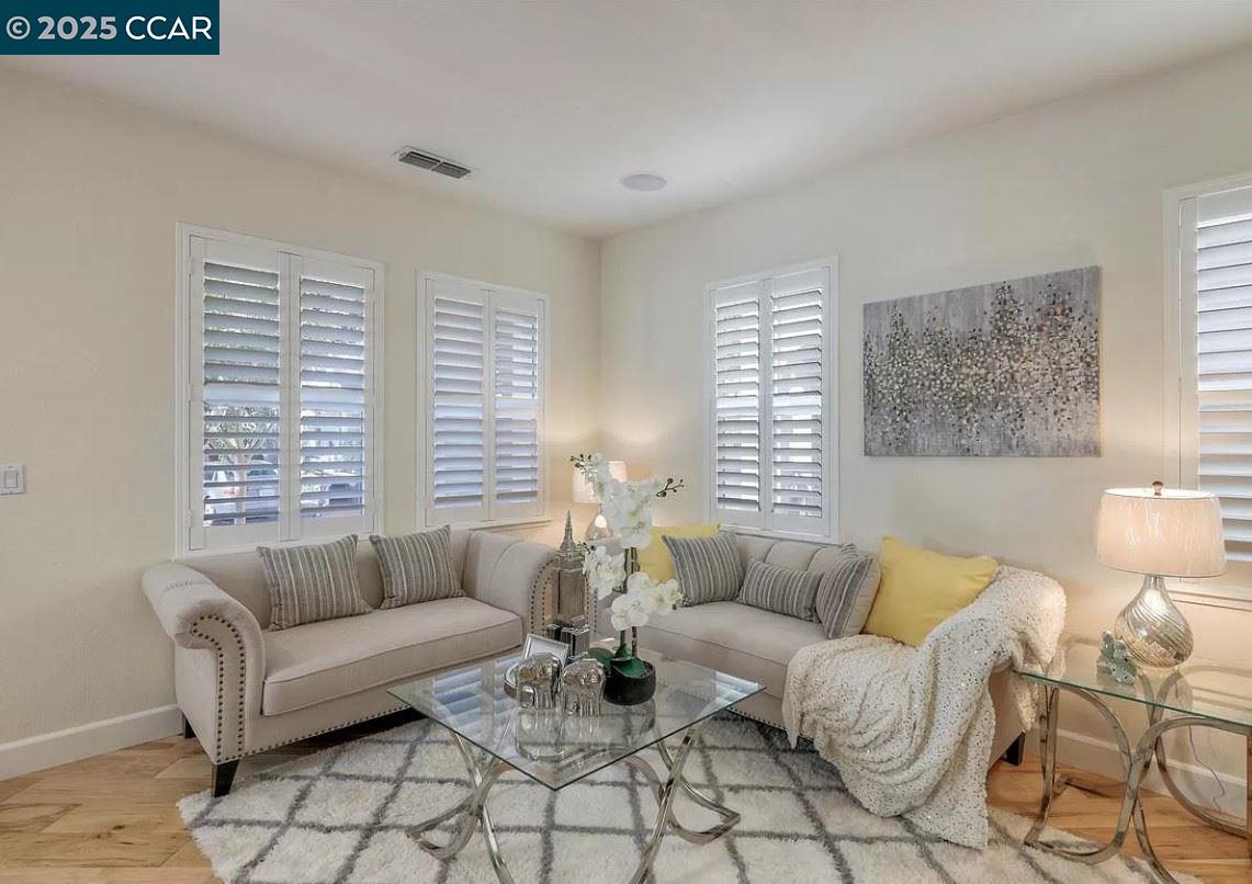112 Center Ct, Danville, California 94506, 4 Bedrooms Bedrooms, 9 Rooms Rooms,2 BathroomsBathrooms,Residential Lease,For Rent,112 Center Ct,41096511