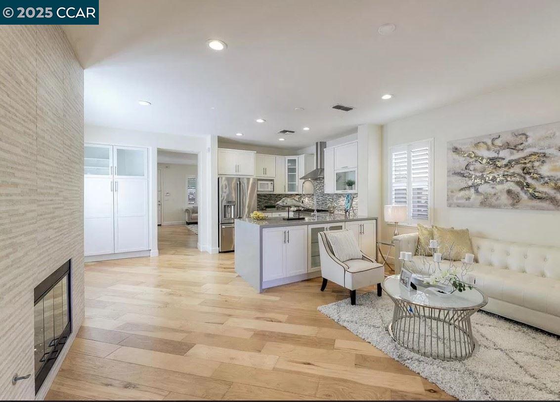 112 Center Ct, Danville, California 94506, 4 Bedrooms Bedrooms, 9 Rooms Rooms,2 BathroomsBathrooms,Residential Lease,For Rent,112 Center Ct,41096511