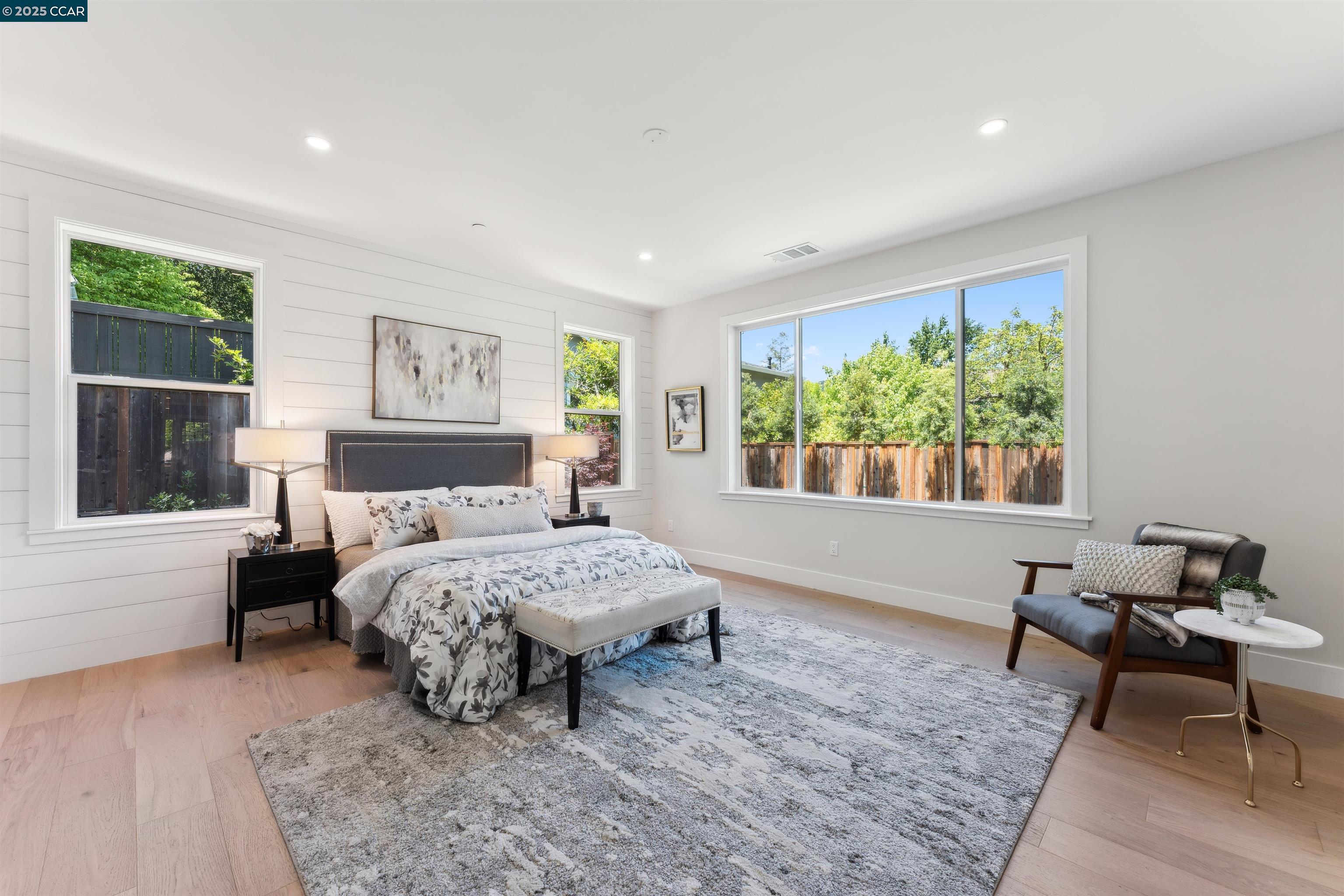 Detail Gallery Image 17 of 33 For 951 Yorkshire Ct, Lafayette,  CA 94549 - 4 Beds | 3 Baths