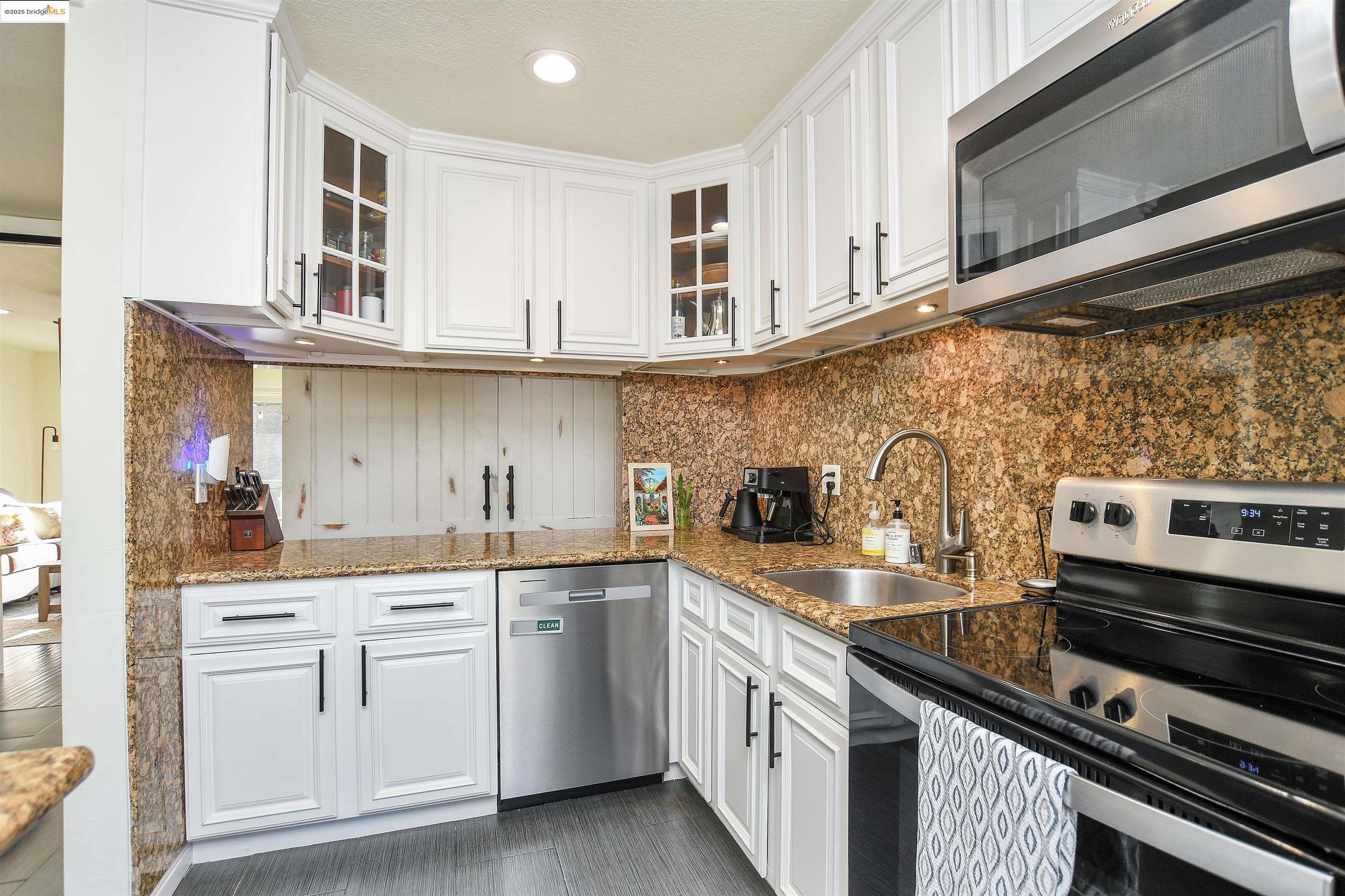 Photo #11: 41096514 Listing: Photo #11