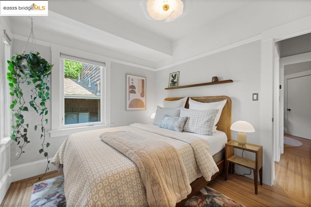 Detail Gallery Image 18 of 40 For 978 44th St, Oakland,  CA 94608 - 4 Beds | 3 Baths