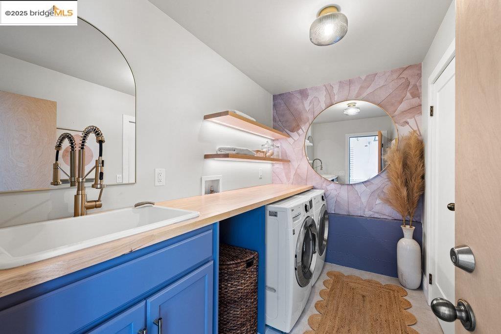 Detail Gallery Image 35 of 40 For 978 44th St, Oakland,  CA 94608 - 4 Beds | 3 Baths