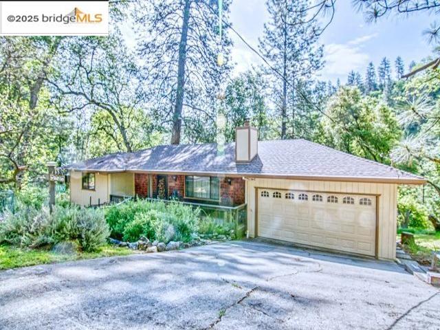 Detail Gallery Image 2 of 16 For 19745 Cottonwood St., Groveland,  CA 95321-9518 - 2 Beds | 2 Baths