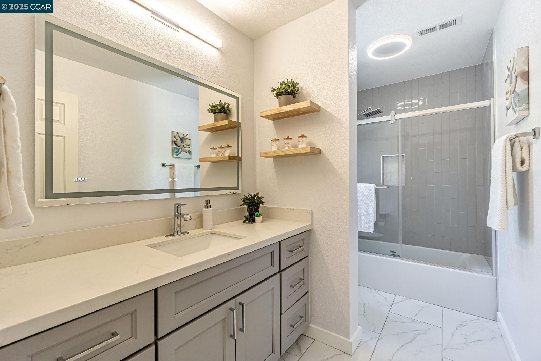 Detail Gallery Image 34 of 49 For 921 Arrowhead Ter, Clayton,  CA 94517 - 3 Beds | 2/1 Baths