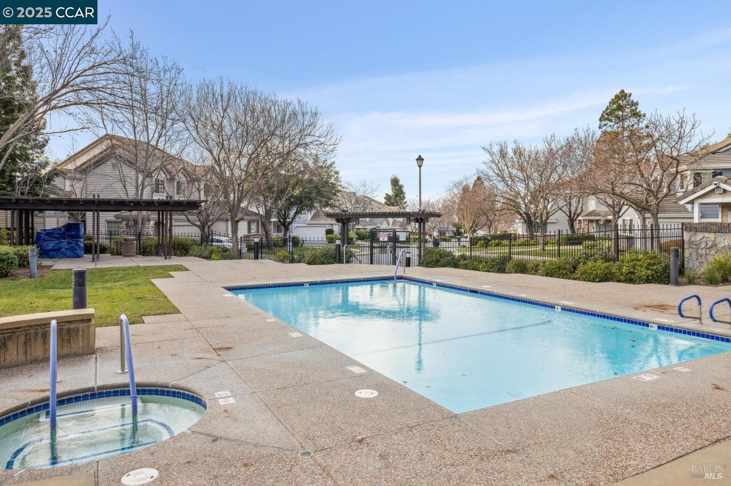 Detail Gallery Image 41 of 49 For 921 Arrowhead Ter, Clayton,  CA 94517 - 3 Beds | 2/1 Baths
