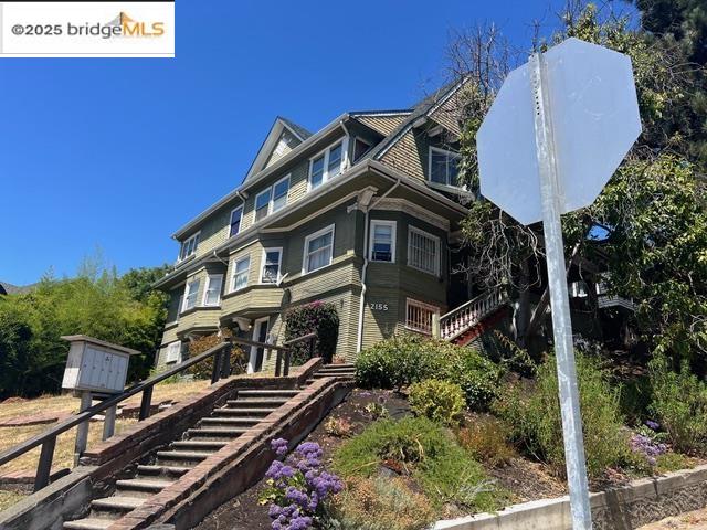 Detail Gallery Image 11 of 20 For 2155 Park Blvd, Oakland,  CA 94606 - – Beds | – Baths