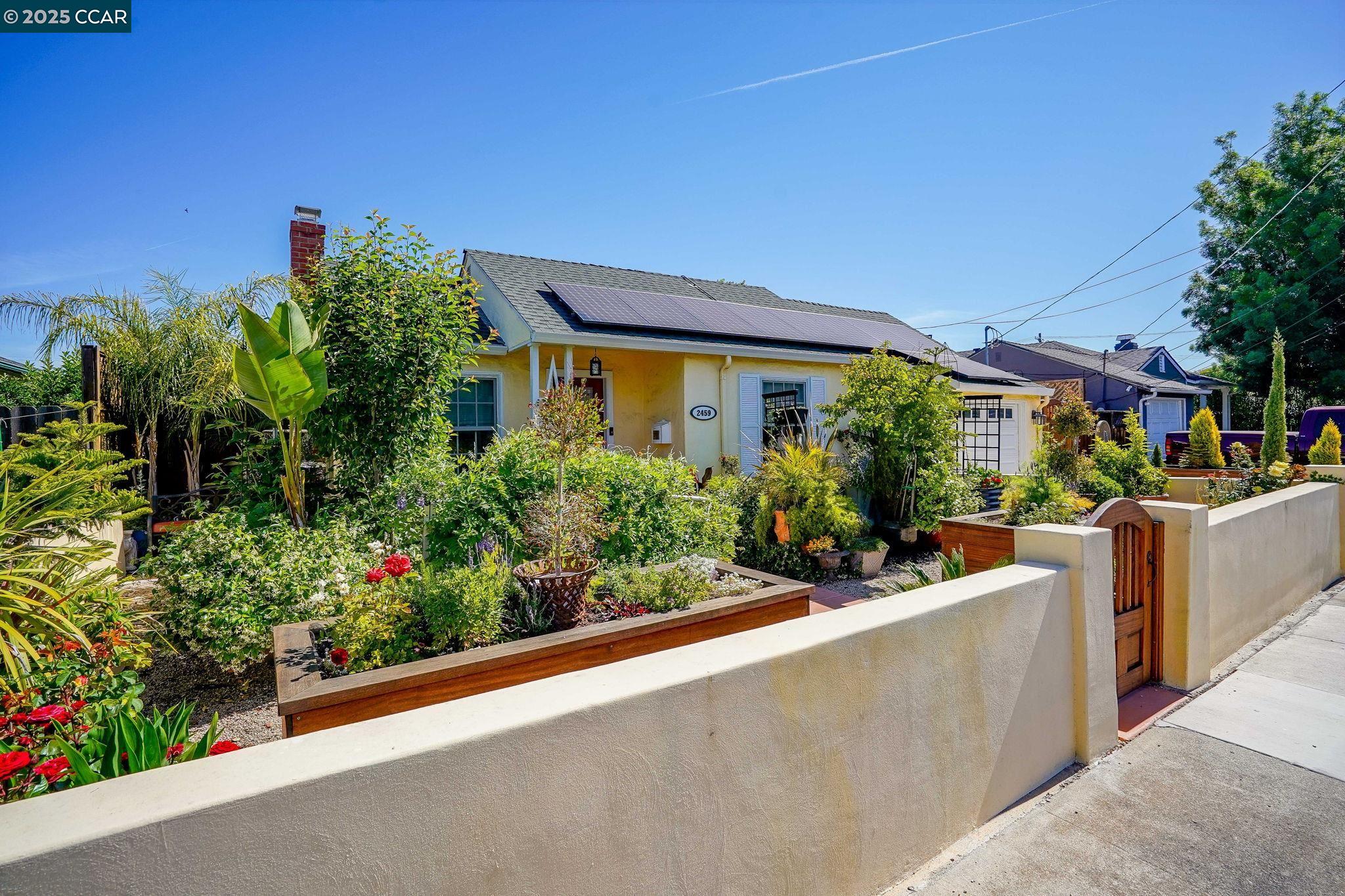 Detail Gallery Image 19 of 41 For 2459 Hickory Dr., Concord,  CA 94520-1729 - 3 Beds | 1/1 Baths