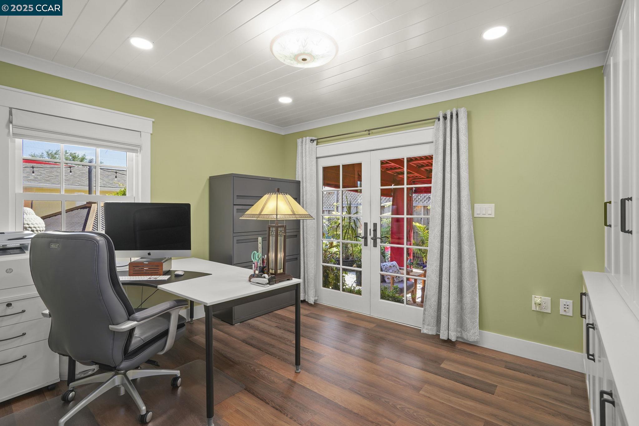 Detail Gallery Image 35 of 41 For 2459 Hickory Dr., Concord,  CA 94520-1729 - 3 Beds | 1/1 Baths