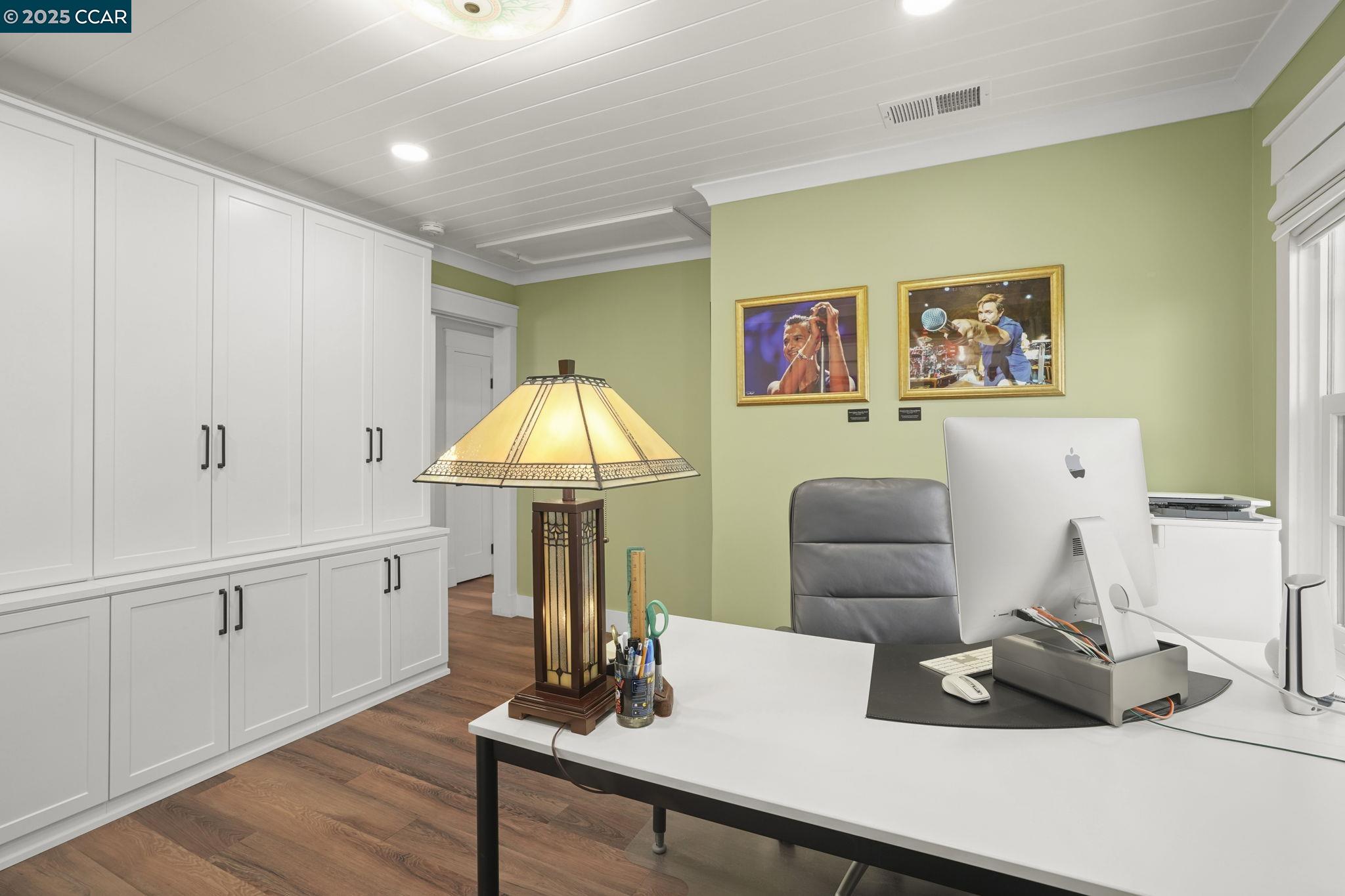 Detail Gallery Image 36 of 41 For 2459 Hickory Dr., Concord,  CA 94520-1729 - 3 Beds | 1/1 Baths