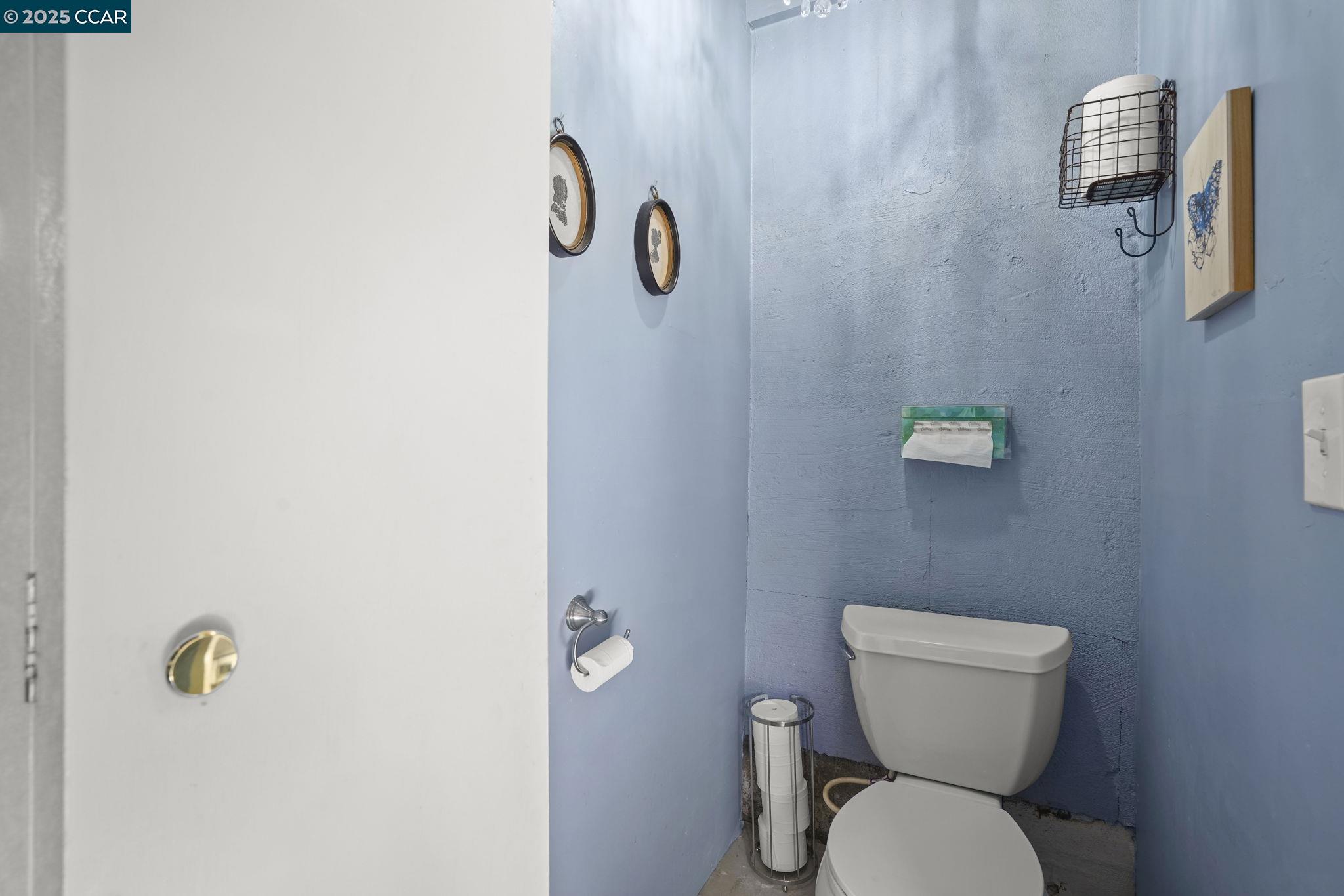Detail Gallery Image 38 of 41 For 2459 Hickory Dr., Concord,  CA 94520-1729 - 3 Beds | 1/1 Baths