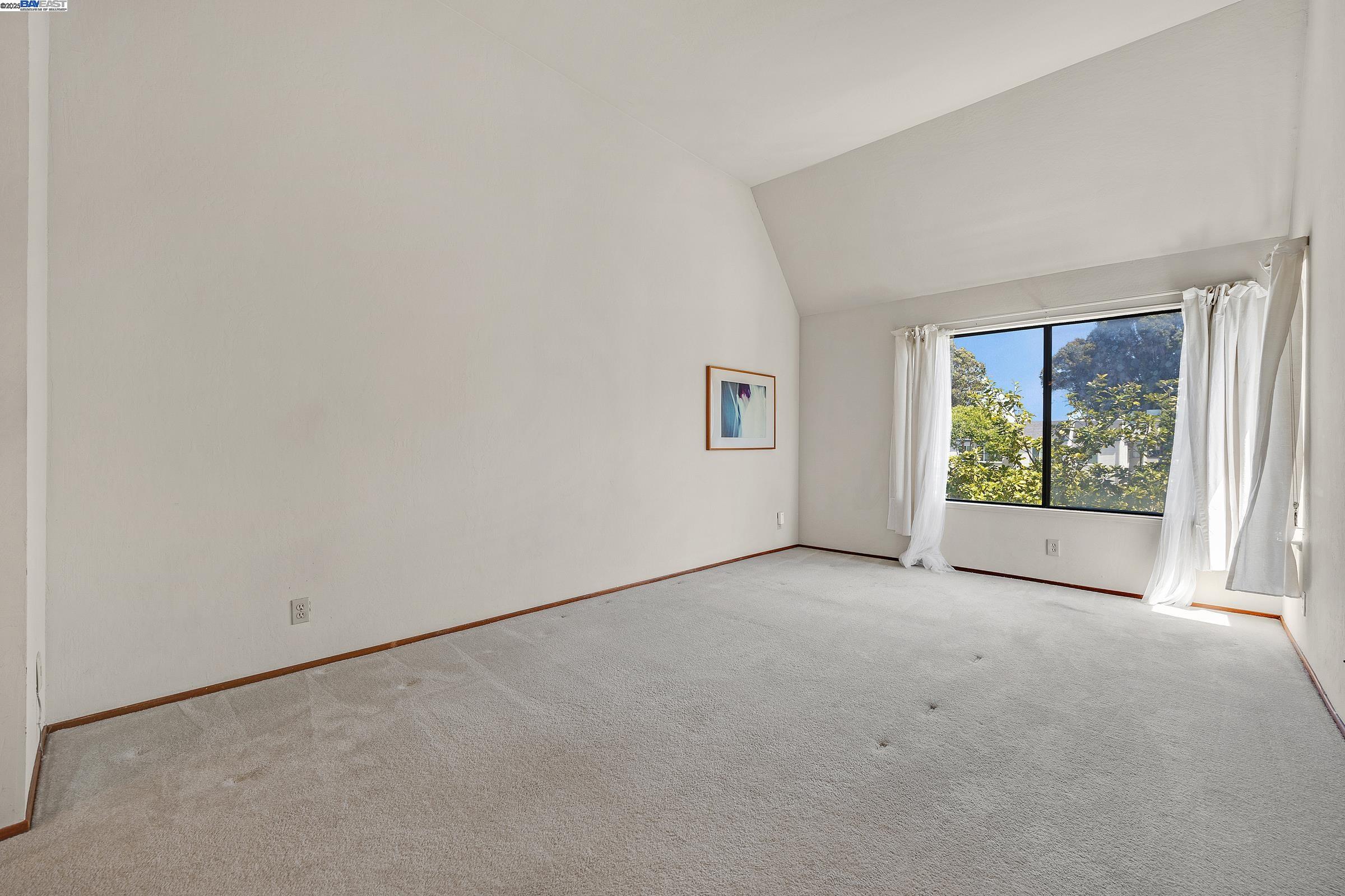 Detail Gallery Image 18 of 30 For 3754 N Stoneglen, Richmond,  CA 94806 - 2 Beds | 2 Baths