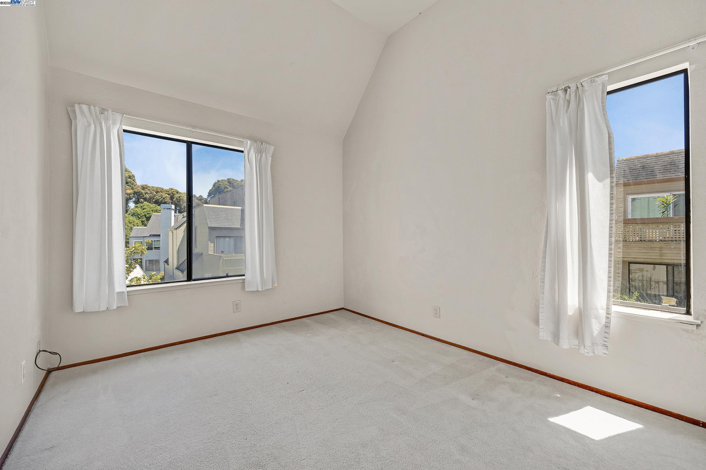 Detail Gallery Image 22 of 30 For 3754 N Stoneglen, Richmond,  CA 94806 - 2 Beds | 2 Baths