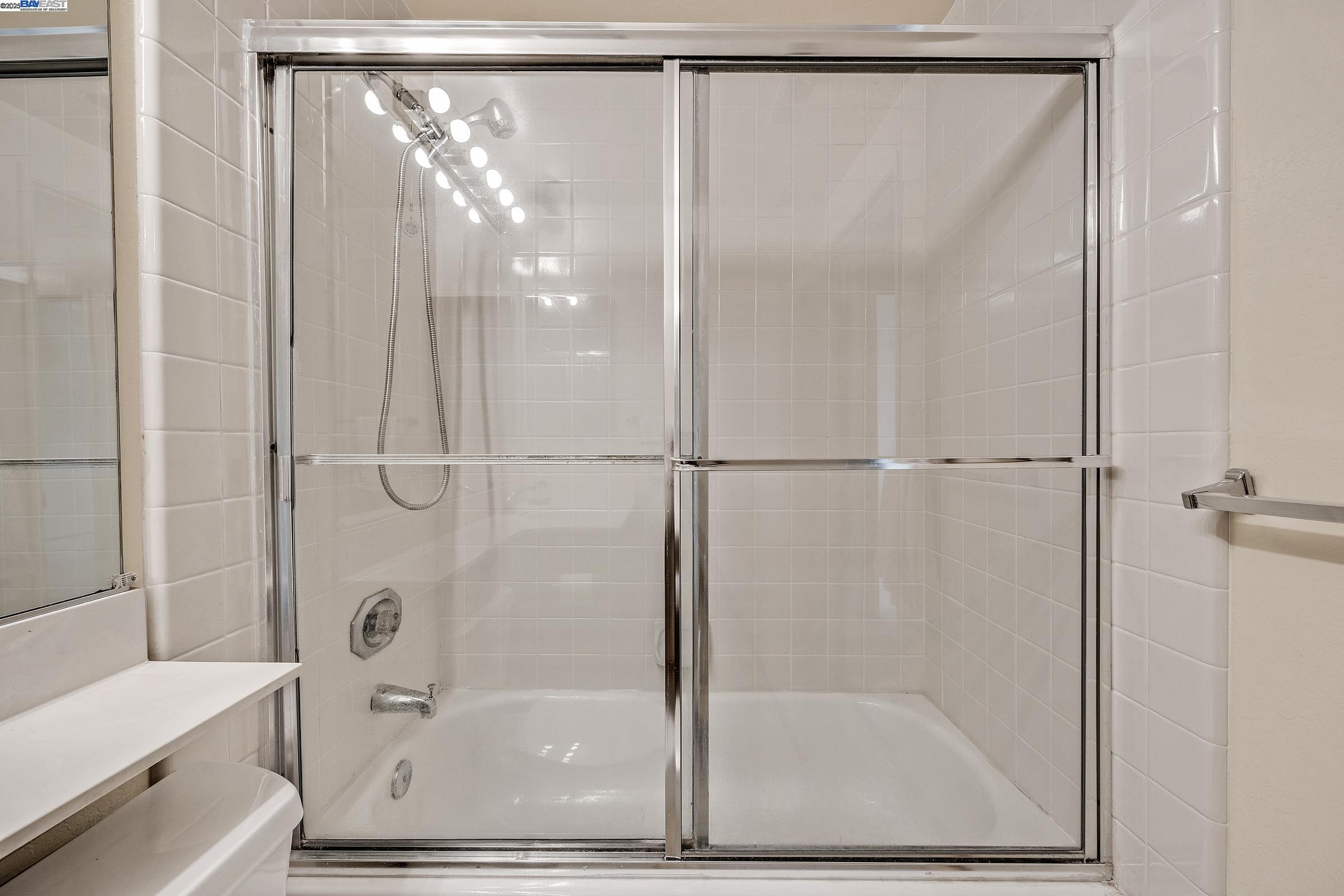 Detail Gallery Image 26 of 30 For 3754 N Stoneglen, Richmond,  CA 94806 - 2 Beds | 2 Baths