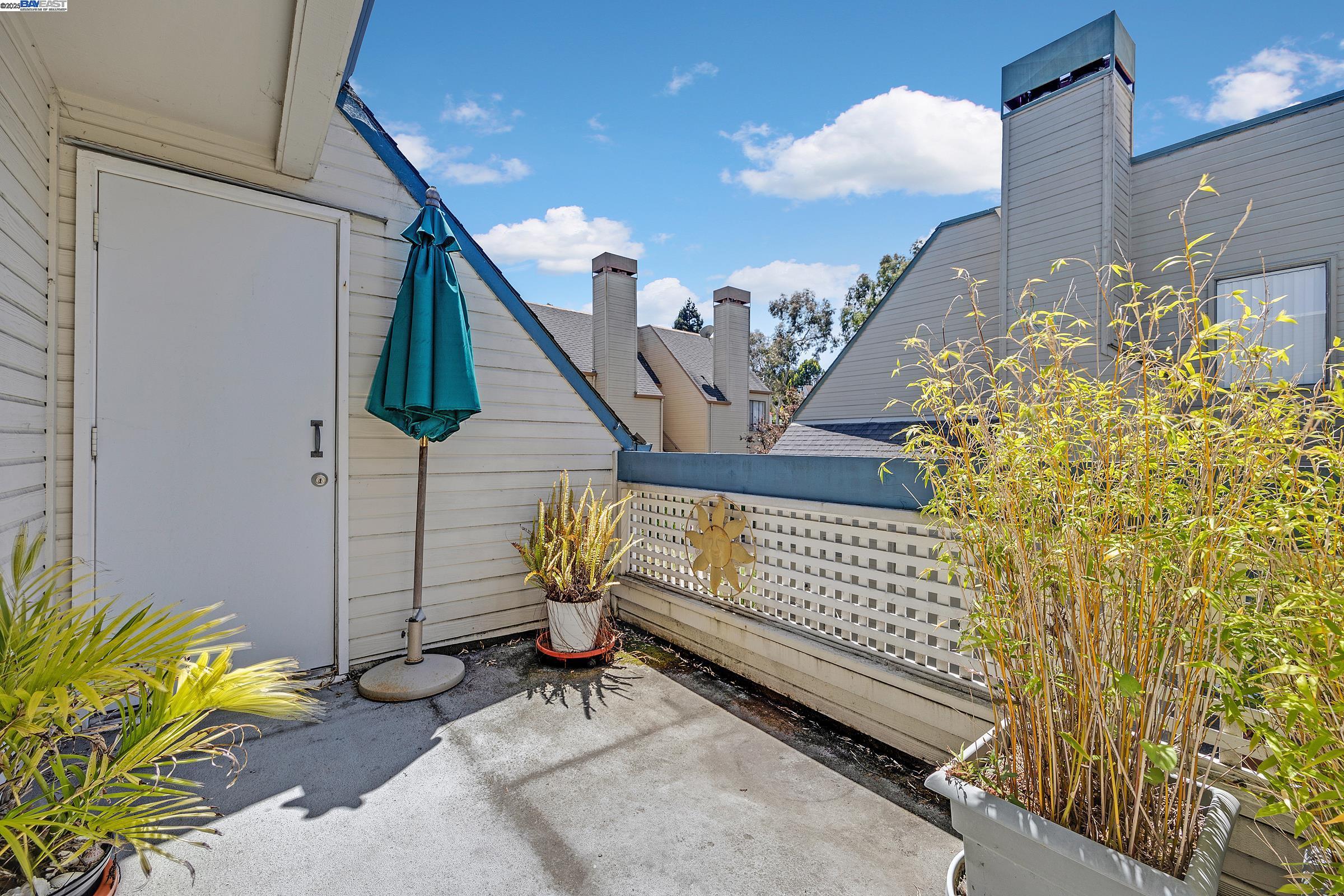 Detail Gallery Image 27 of 30 For 3754 N Stoneglen, Richmond,  CA 94806 - 2 Beds | 2 Baths