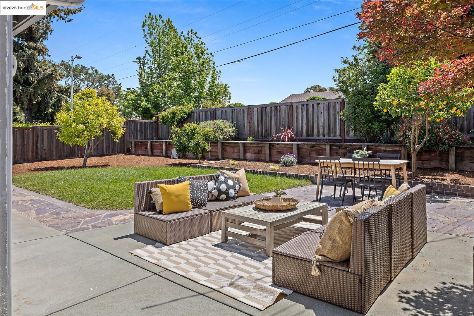 Detail Gallery Image 15 of 20 For 4411 Meadowbrook Dr, Richmond,  CA 94803 - 3 Beds | 2 Baths