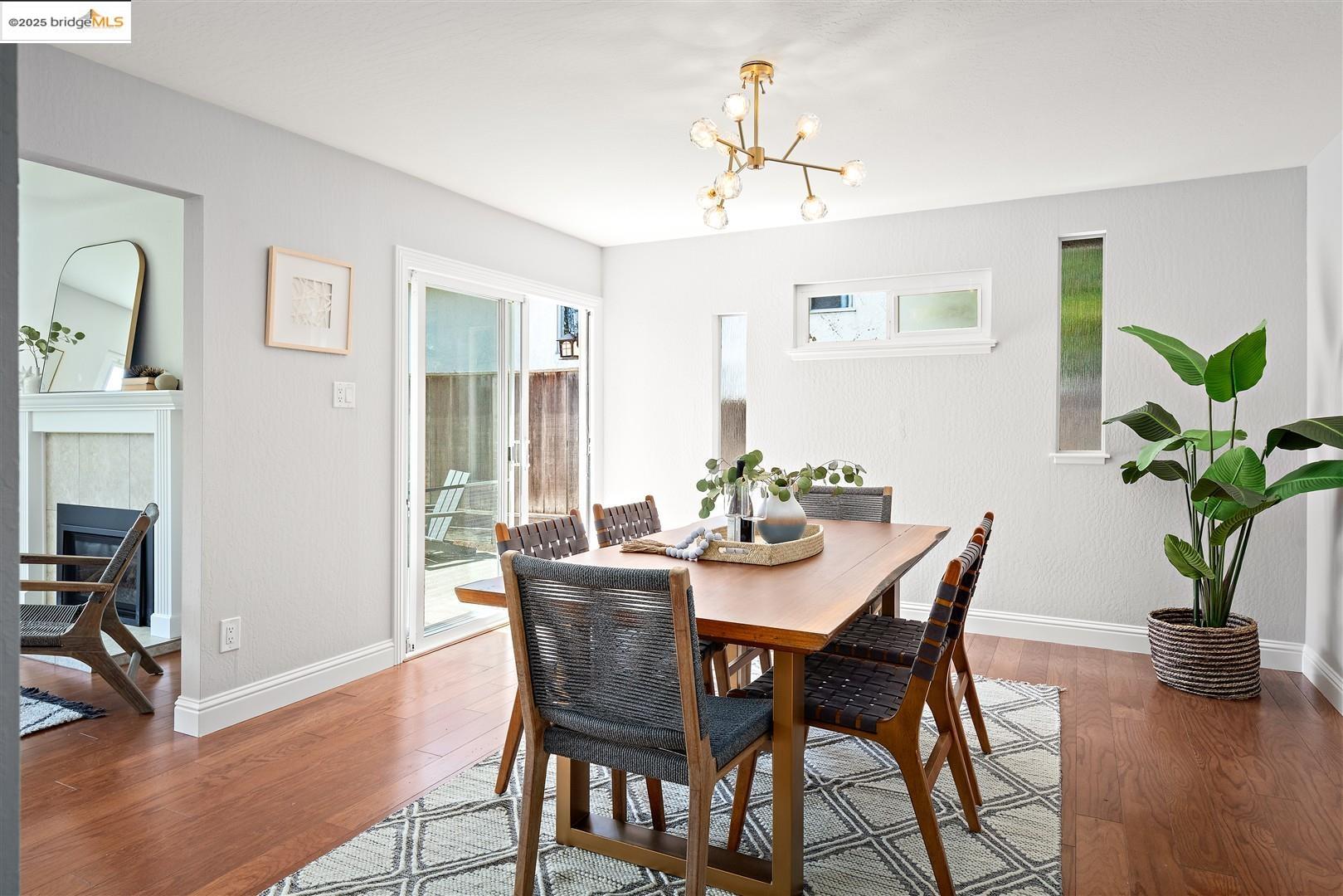 Detail Gallery Image 6 of 20 For 4411 Meadowbrook Dr, Richmond,  CA 94803 - 3 Beds | 2 Baths