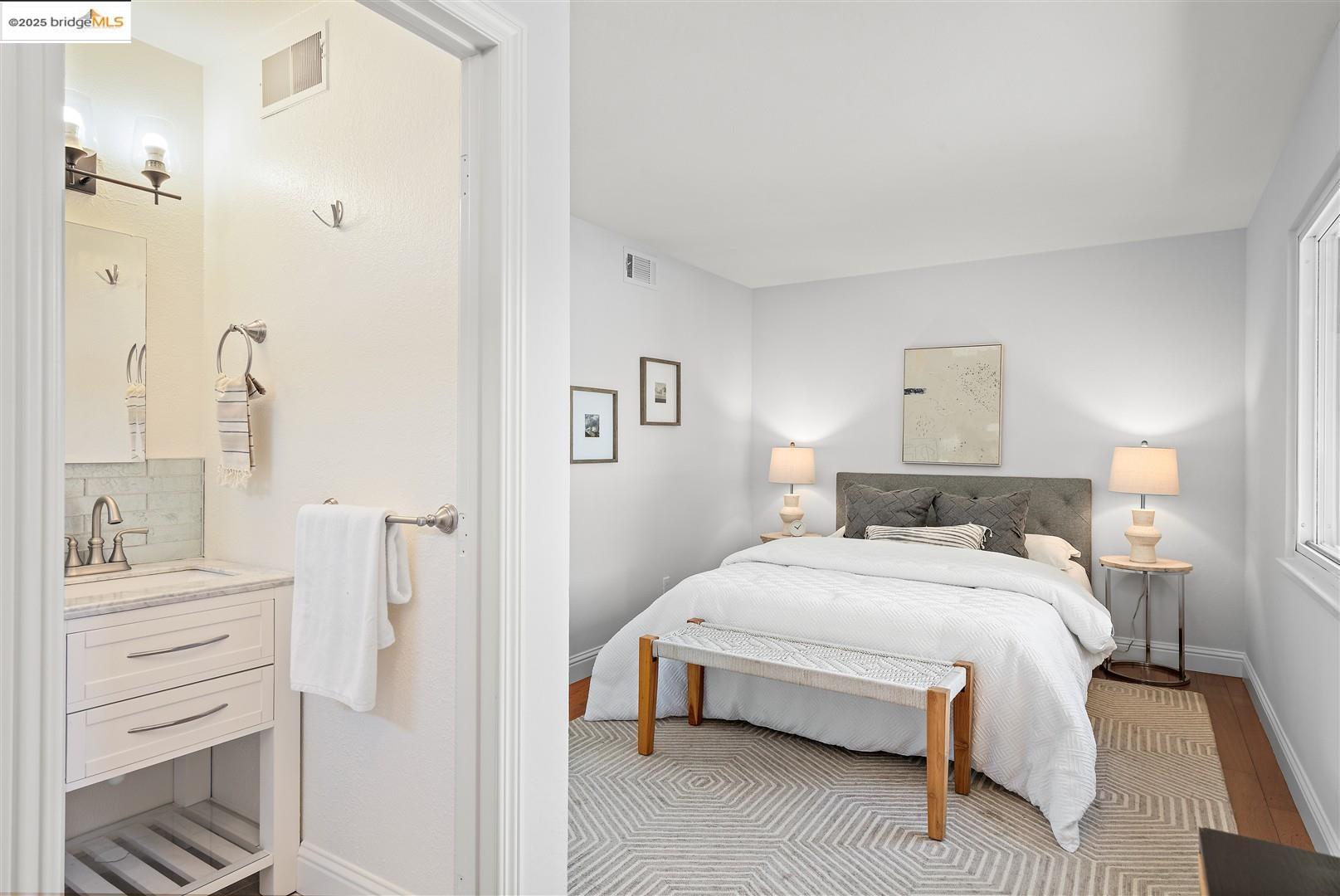 Detail Gallery Image 9 of 20 For 4411 Meadowbrook Dr, Richmond,  CA 94803 - 3 Beds | 2 Baths