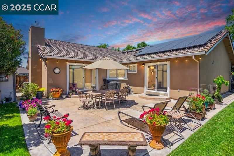 Detail Gallery Image 3 of 43 For 3509 Gulfstream Street, Pleasanton,  CA 94588-3561 - 4 Beds | 2 Baths