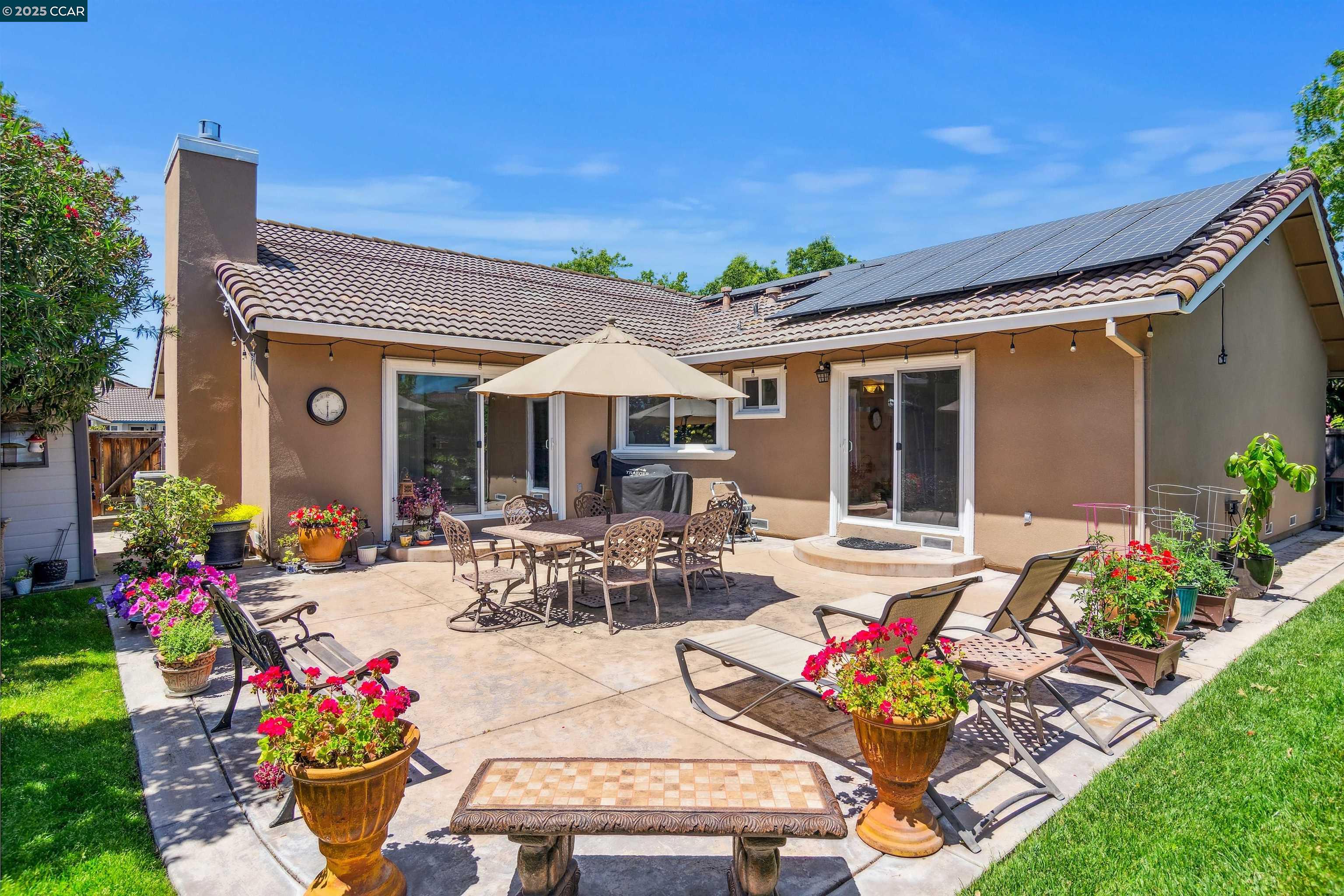Detail Gallery Image 37 of 43 For 3509 Gulfstream Street, Pleasanton,  CA 94588-3561 - 4 Beds | 2 Baths