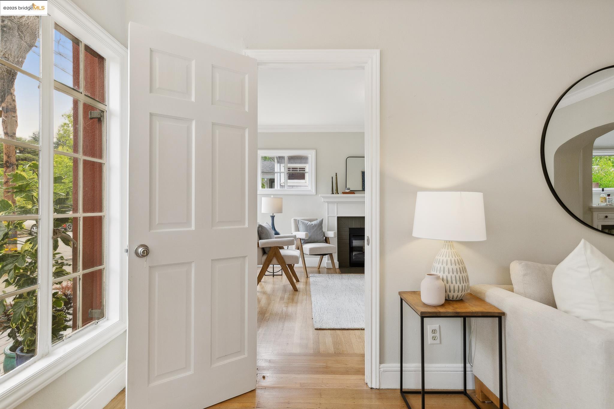 Detail Gallery Image 22 of 39 For 1110 Chaucer St, Berkeley,  CA 94702 - 2 Beds | 2 Baths