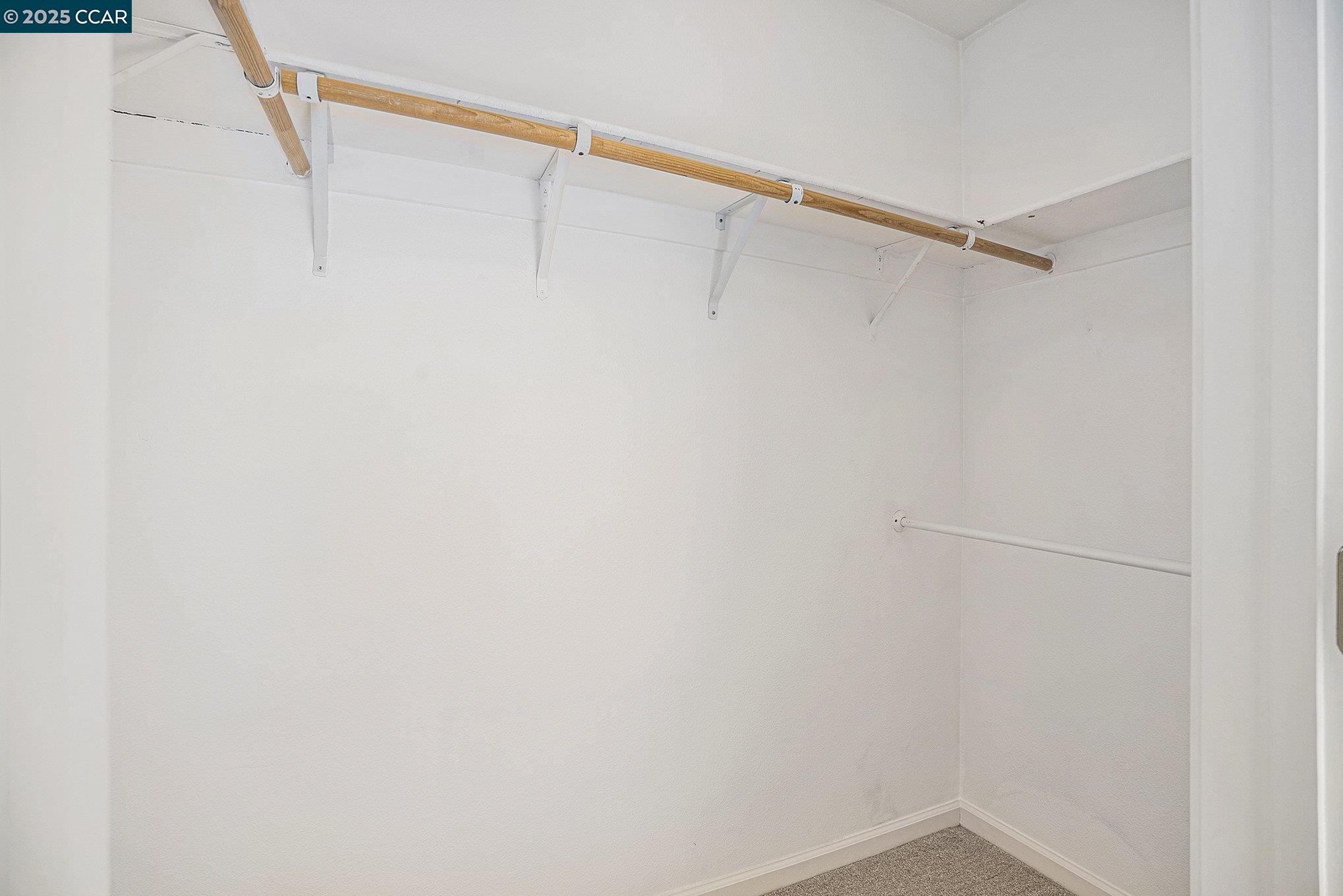 Detail Gallery Image 15 of 22 For 2 Ashford Pl, Martinez,  CA 94553 - 2 Beds | 2/1 Baths