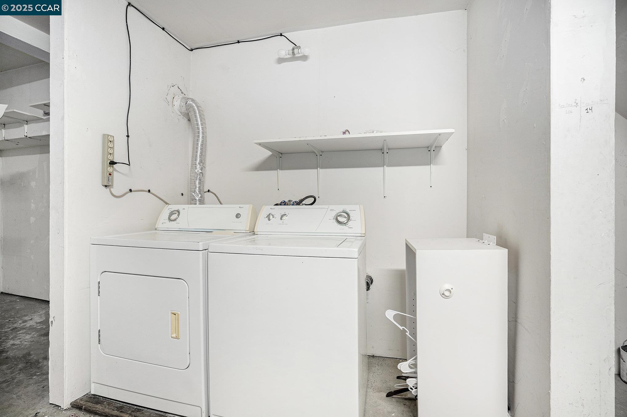 Detail Gallery Image 19 of 22 For 2 Ashford Pl, Martinez,  CA 94553 - 2 Beds | 2/1 Baths