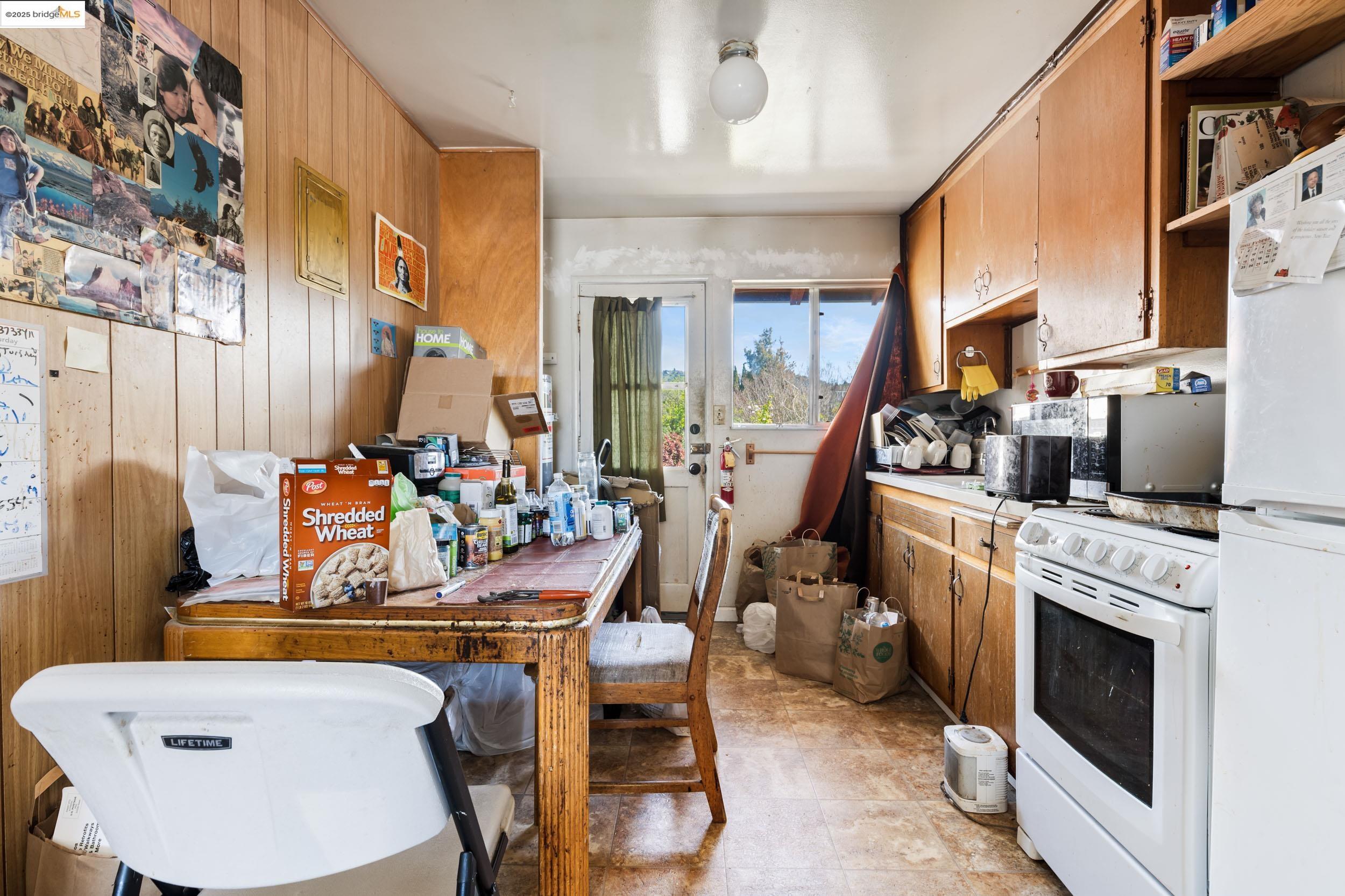 Detail Gallery Image 17 of 29 For 2410 Stuart St, Berkeley,  CA 94705 - – Beds | – Baths